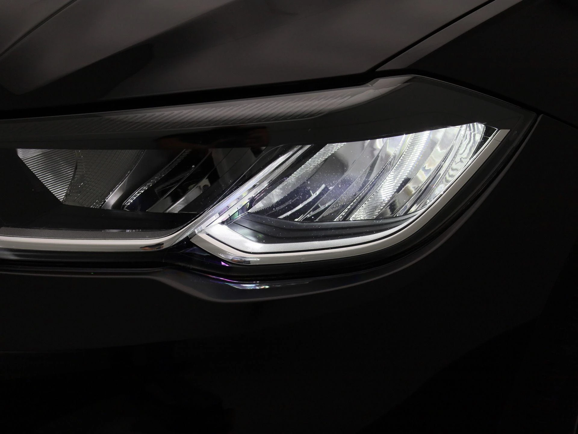 Volkswagen-Polo-image-15