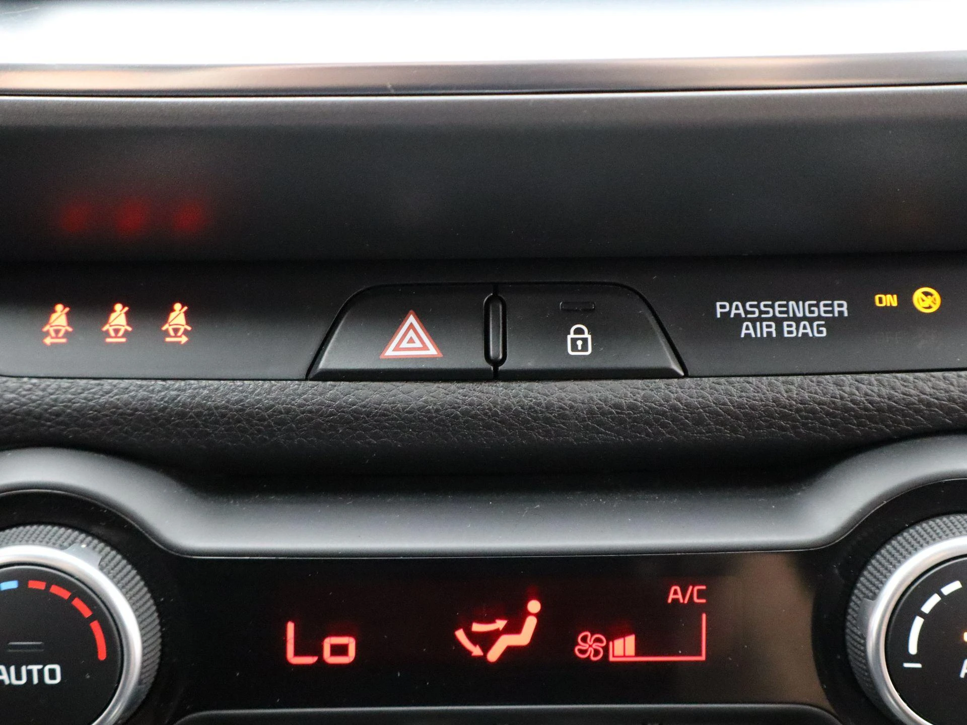 Kia-Stonic-image-19