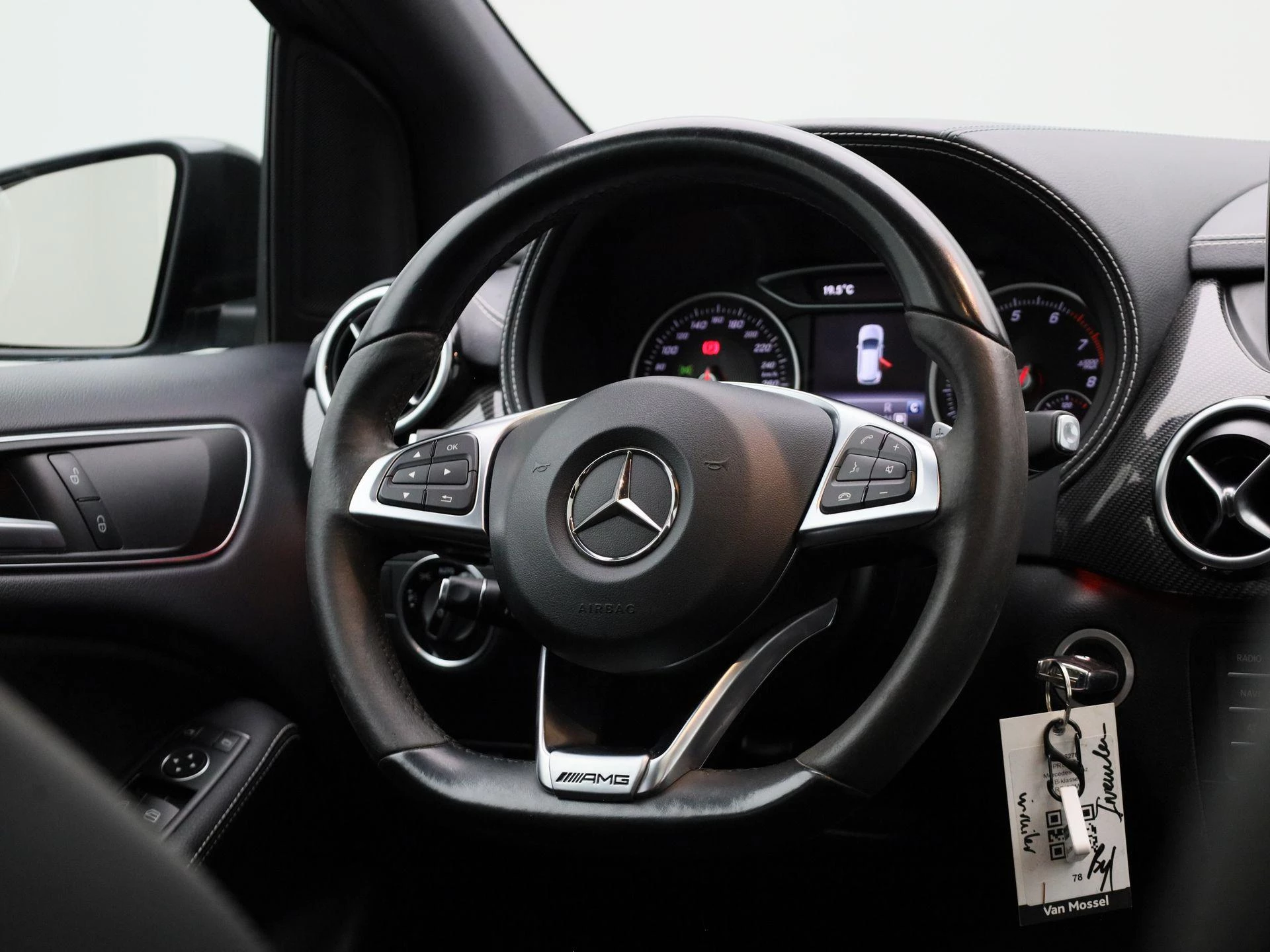 Mercedes-Benz-B-Klasse-image-42