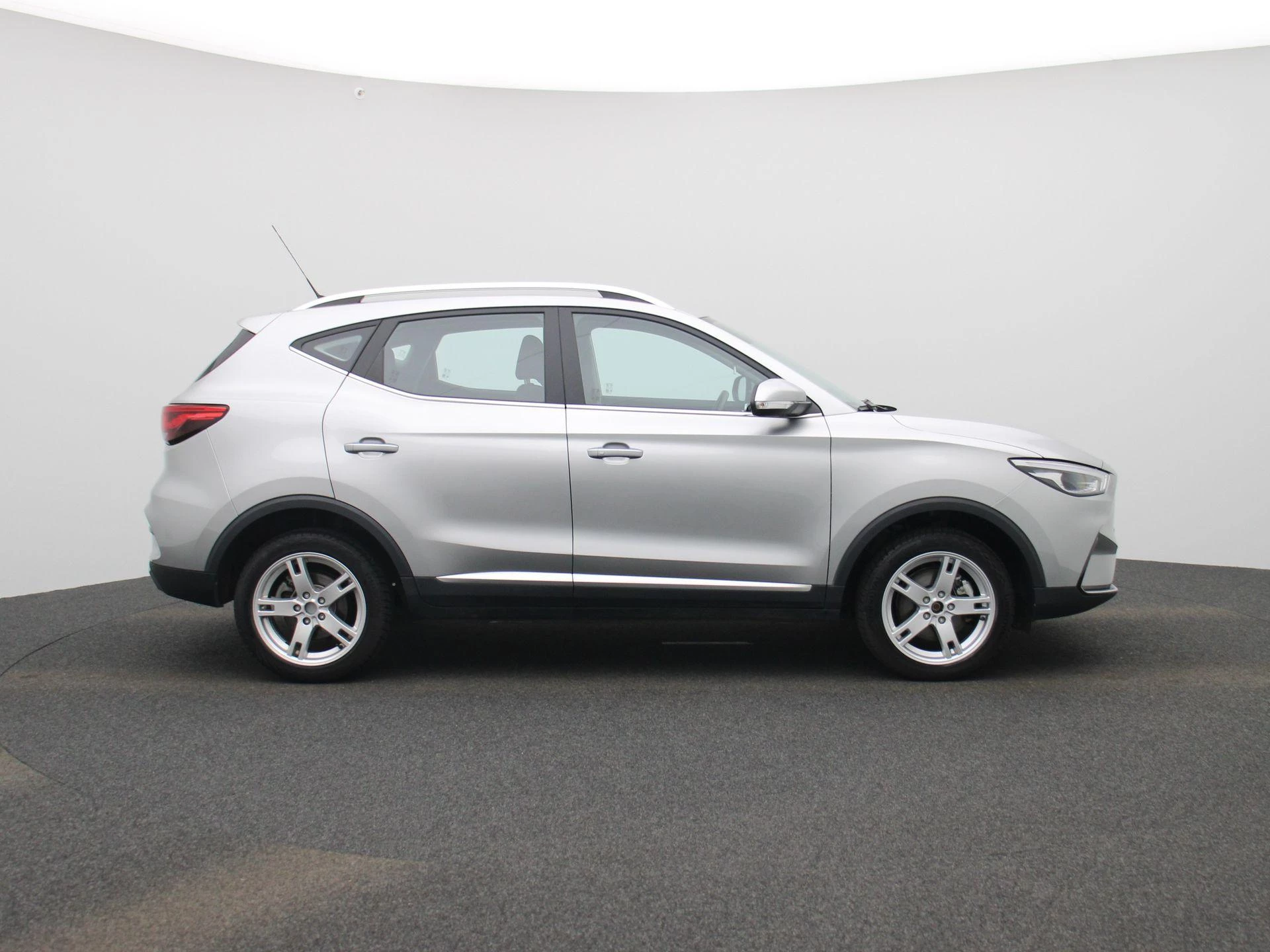 MG ZS Standard Range 51 kWh Comfort