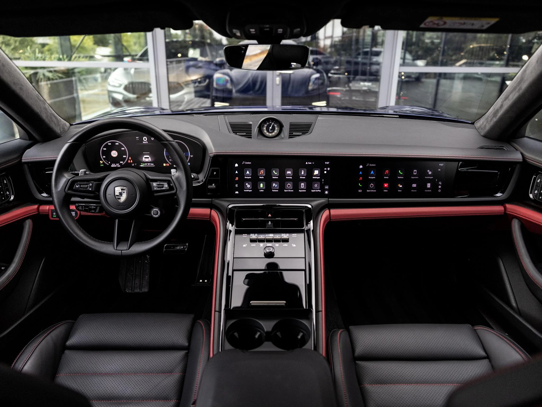 Porsche-Panamera-image-10