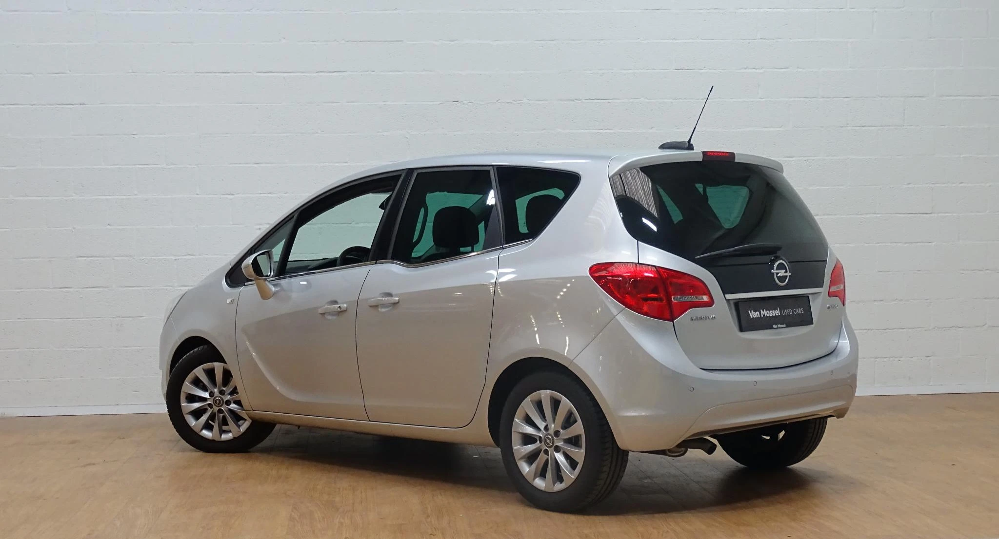 Opel-Meriva-image-2