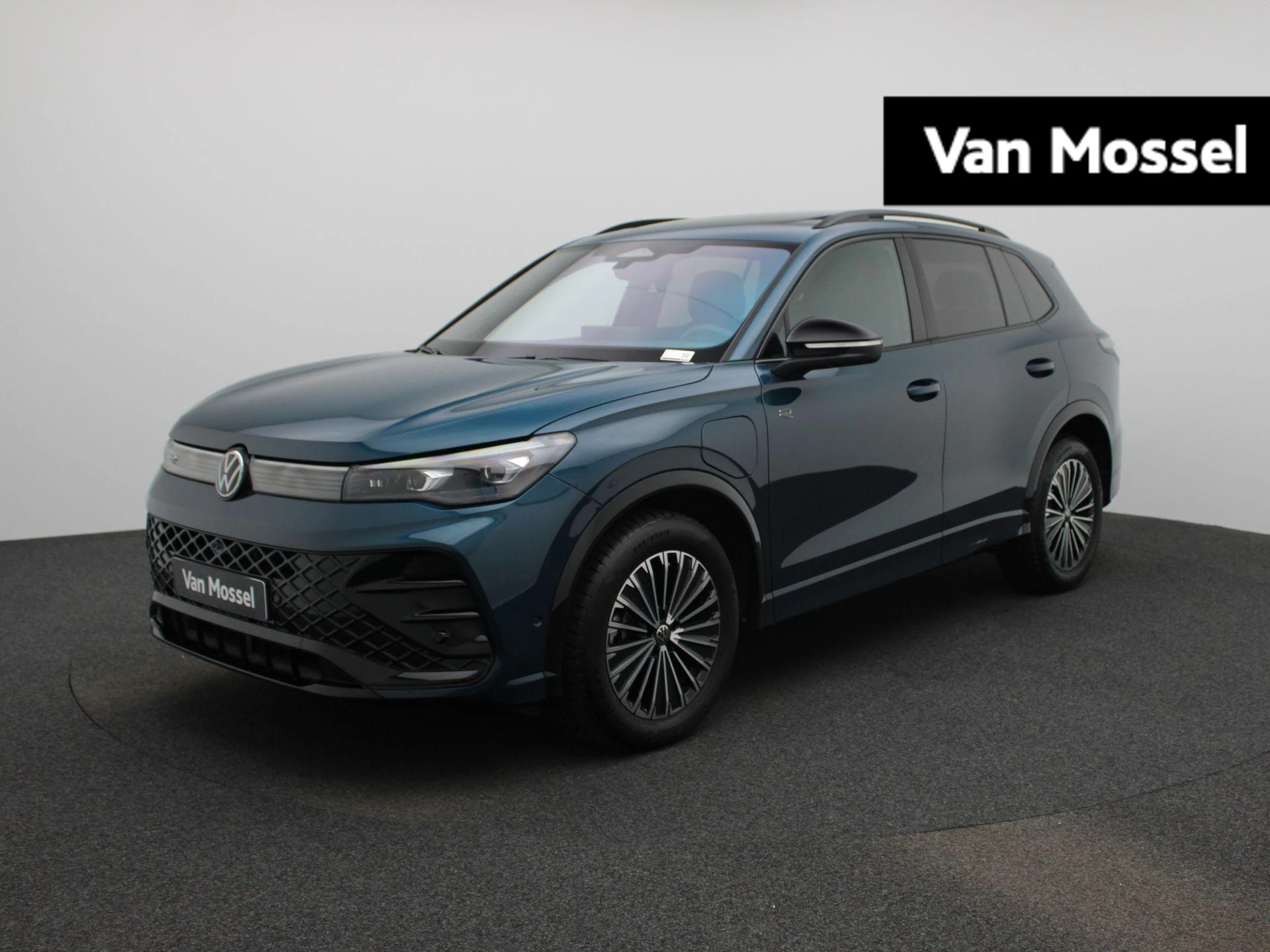 Volkswagen-Tiguan-image-0
