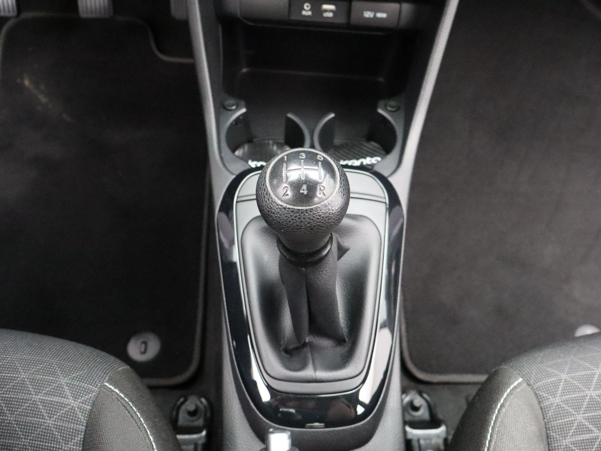 Kia-Picanto-image-9