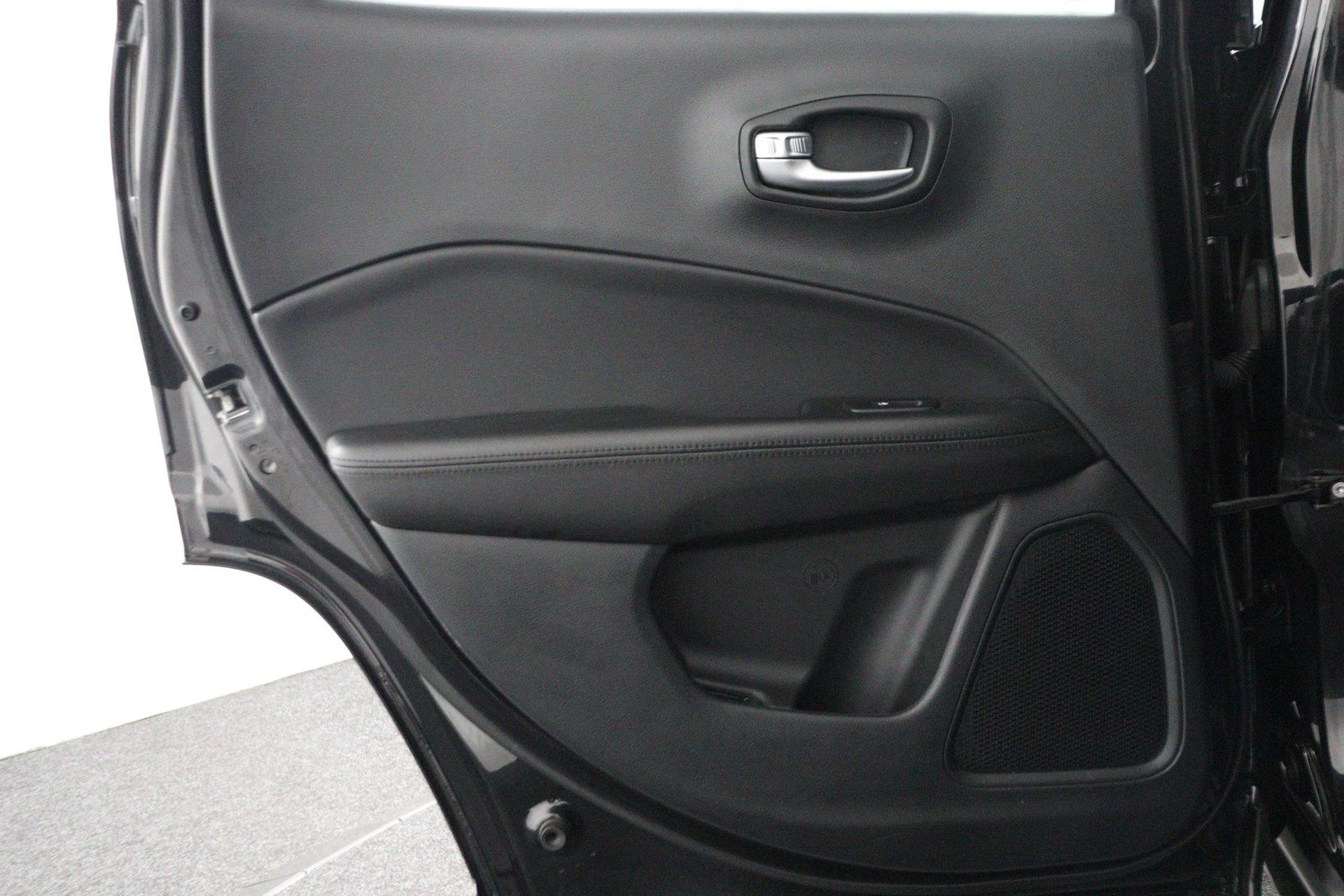 Jeep-Compass-image-38