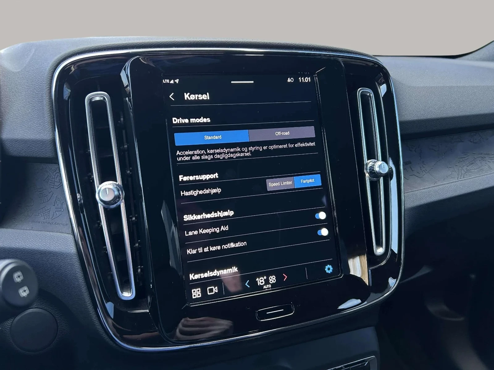 Volvo-XC40-image-19