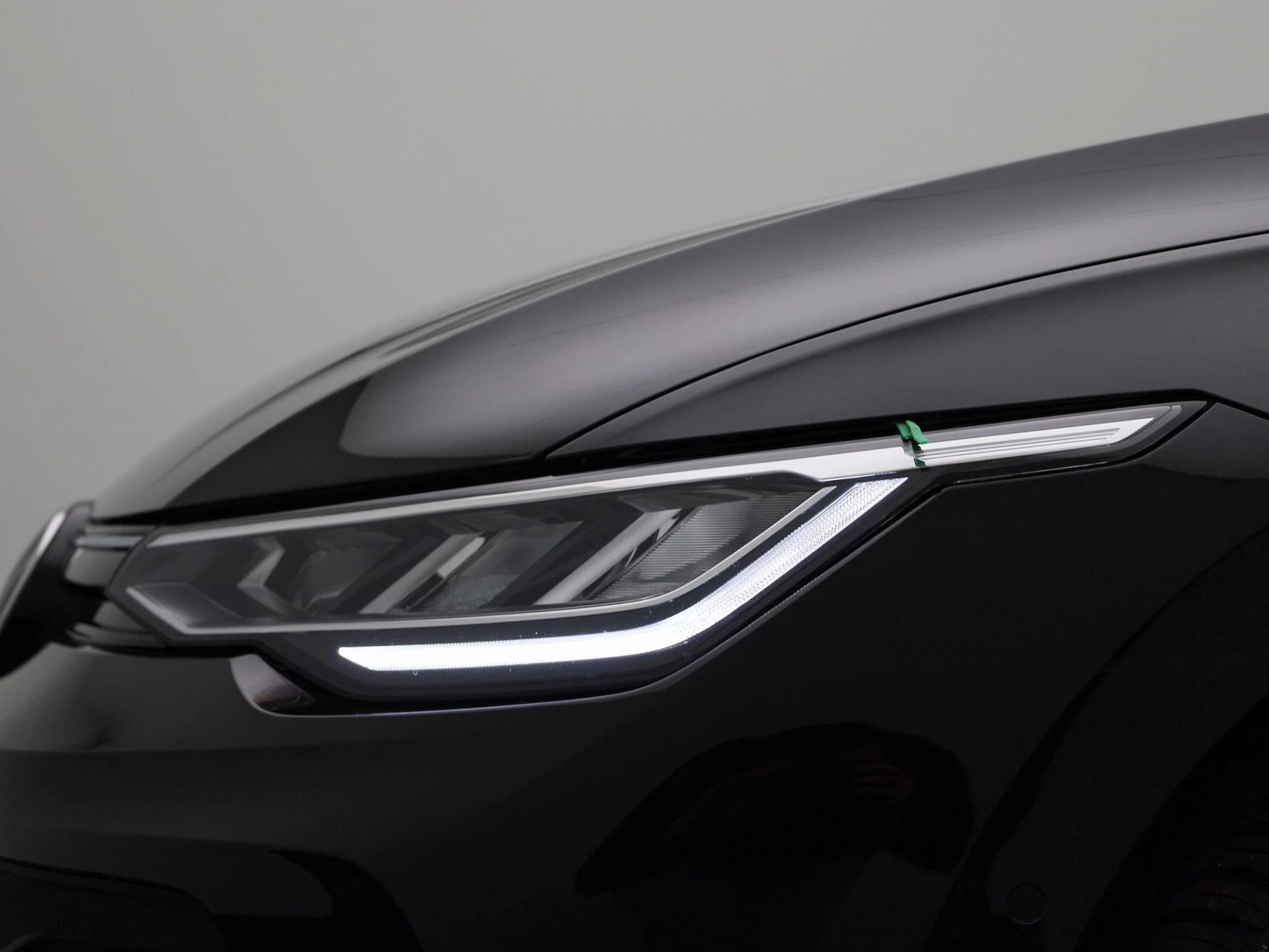 Volkswagen Golf - 16