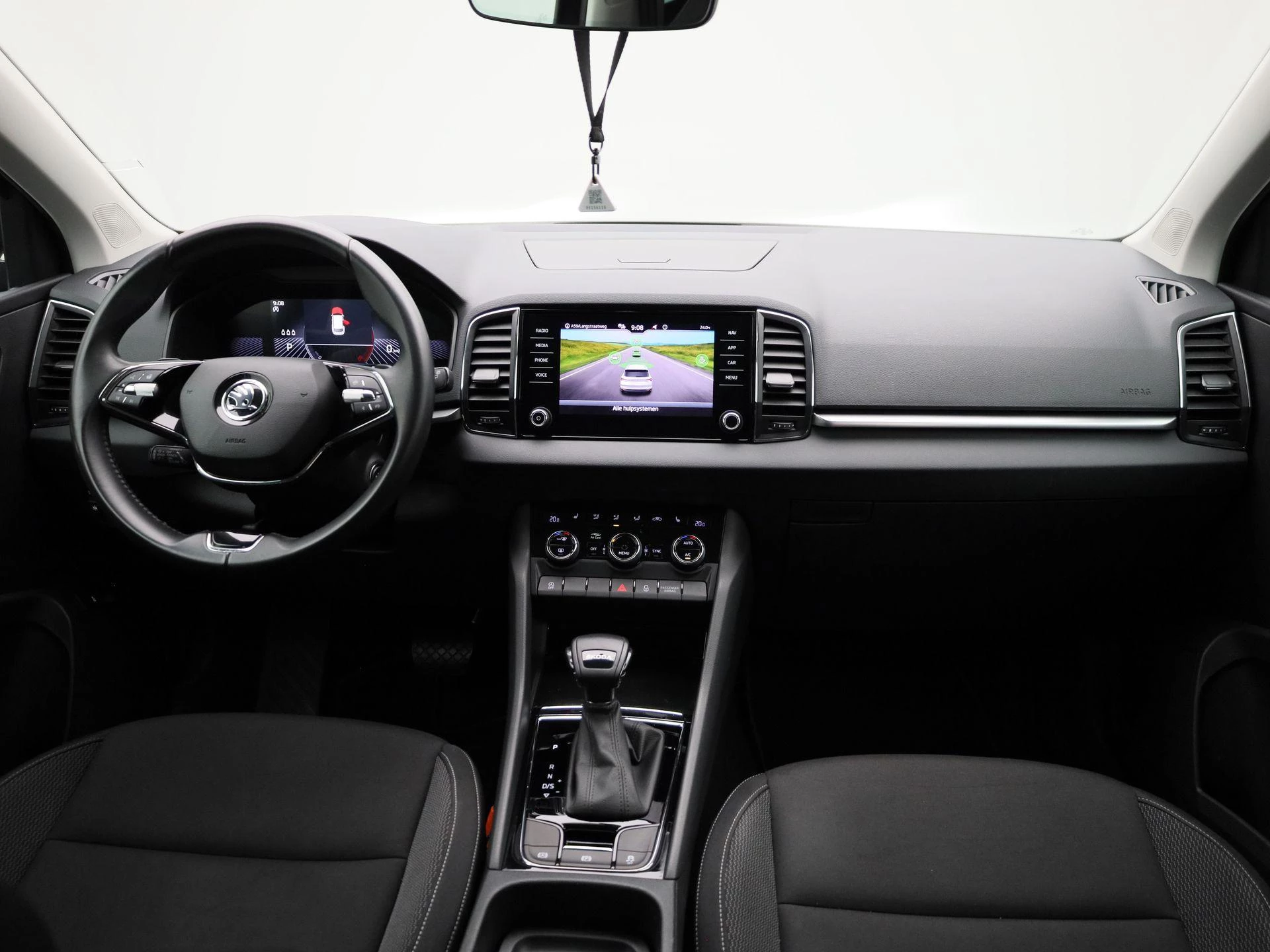 Škoda Karoq 1.5 TSI ACT Business Edition