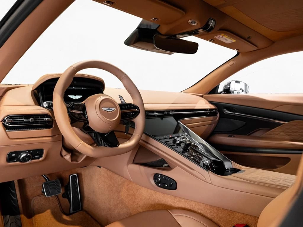 Aston Martin DB12 Coupe Aston Martin Hamburg