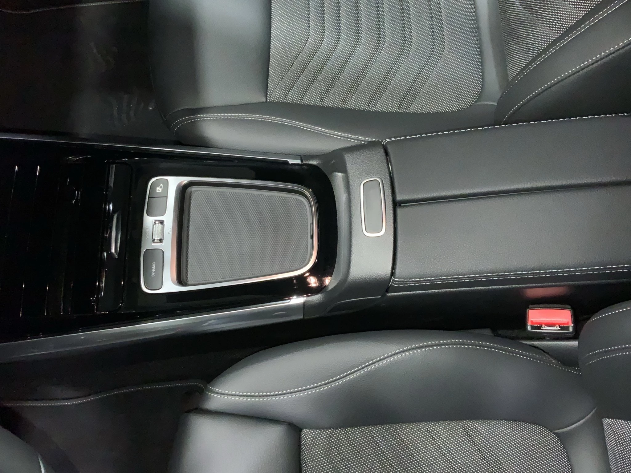 Mercedes-Benz GLA 200 Progressive (EURO 6e)