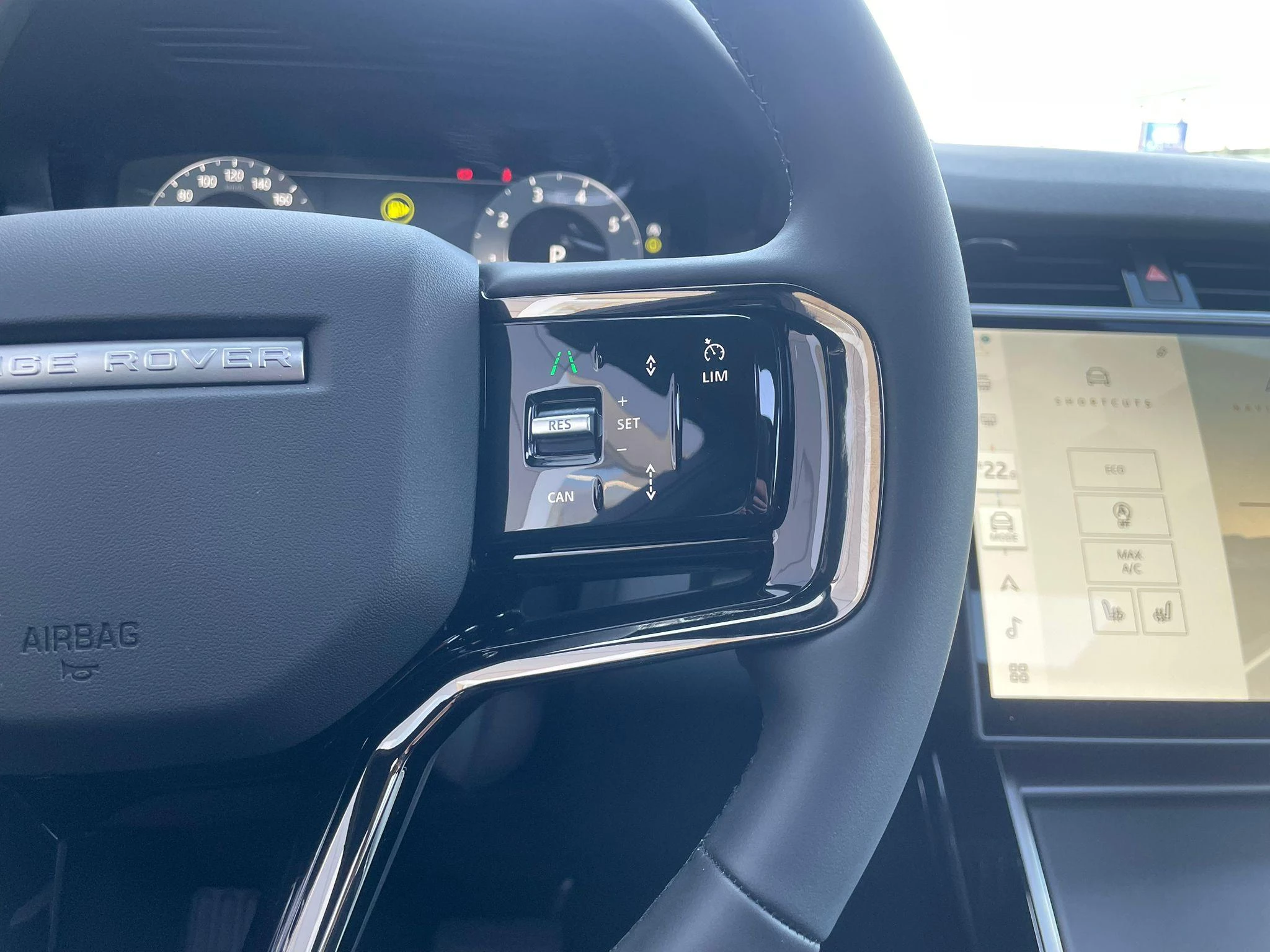 Land Rover Range Rover Evoque P160 S FWD Auto. 26.5MY