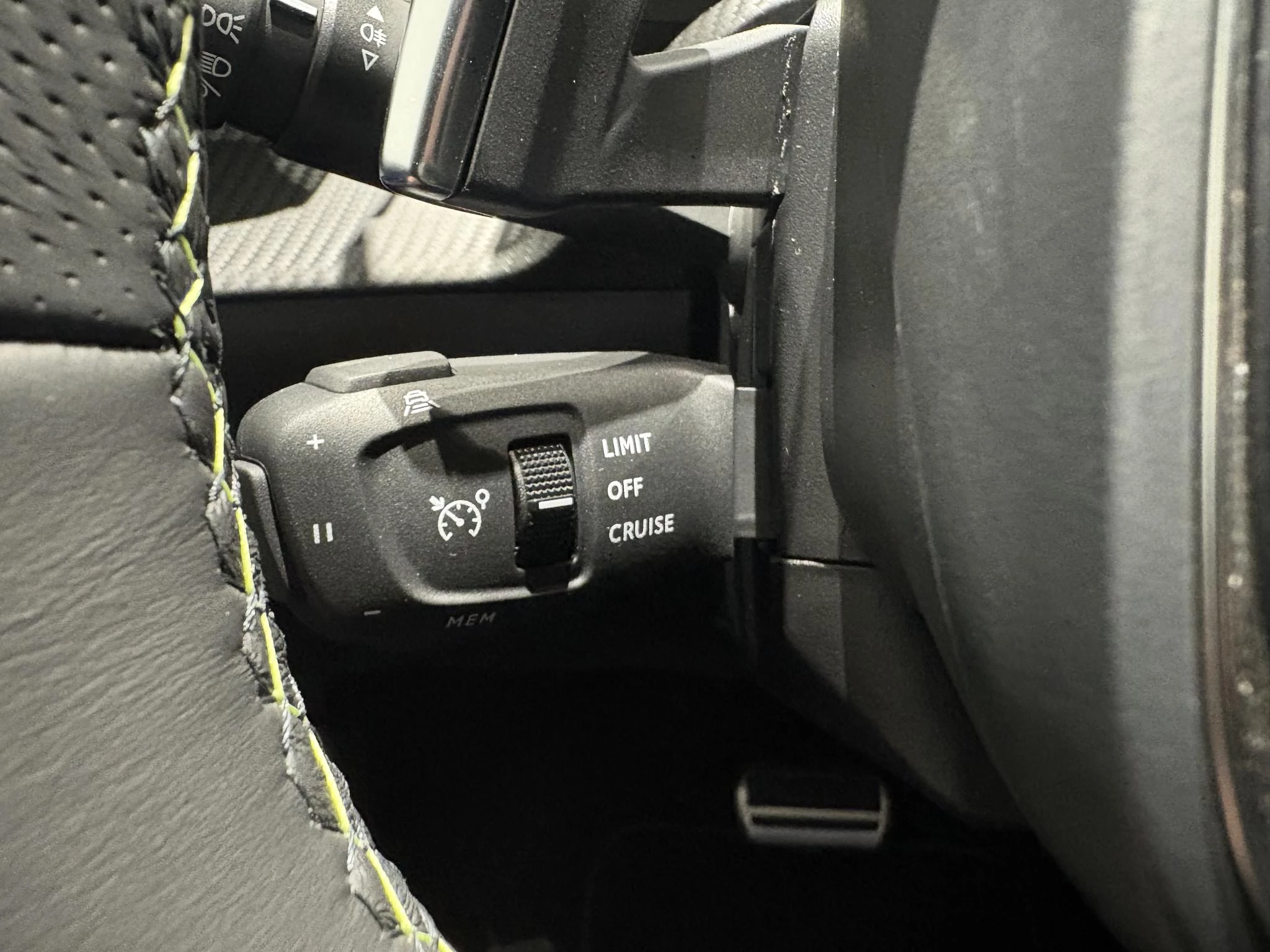 Peugeot-208-image-15