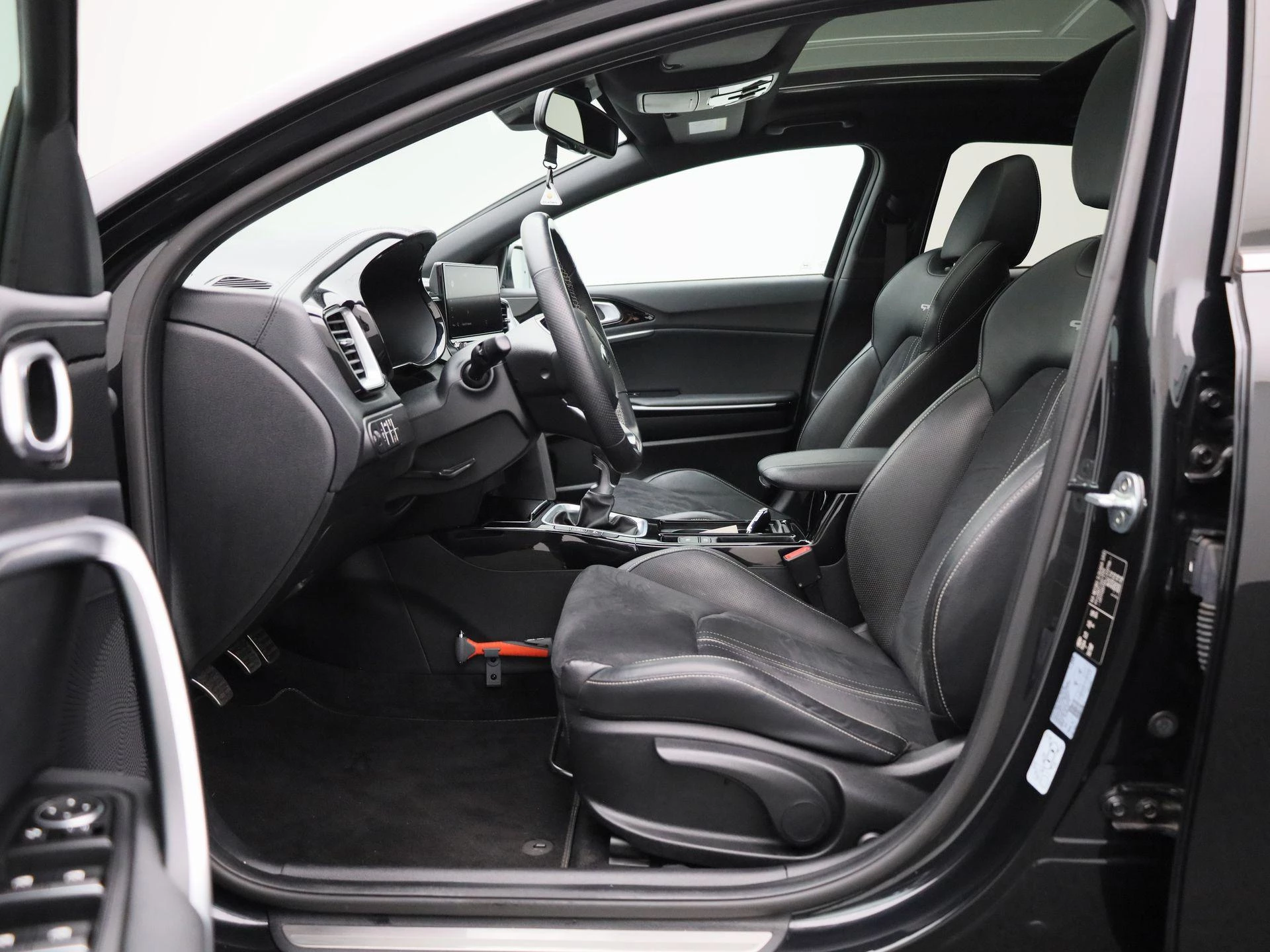 Kia-ProCeed-image-10