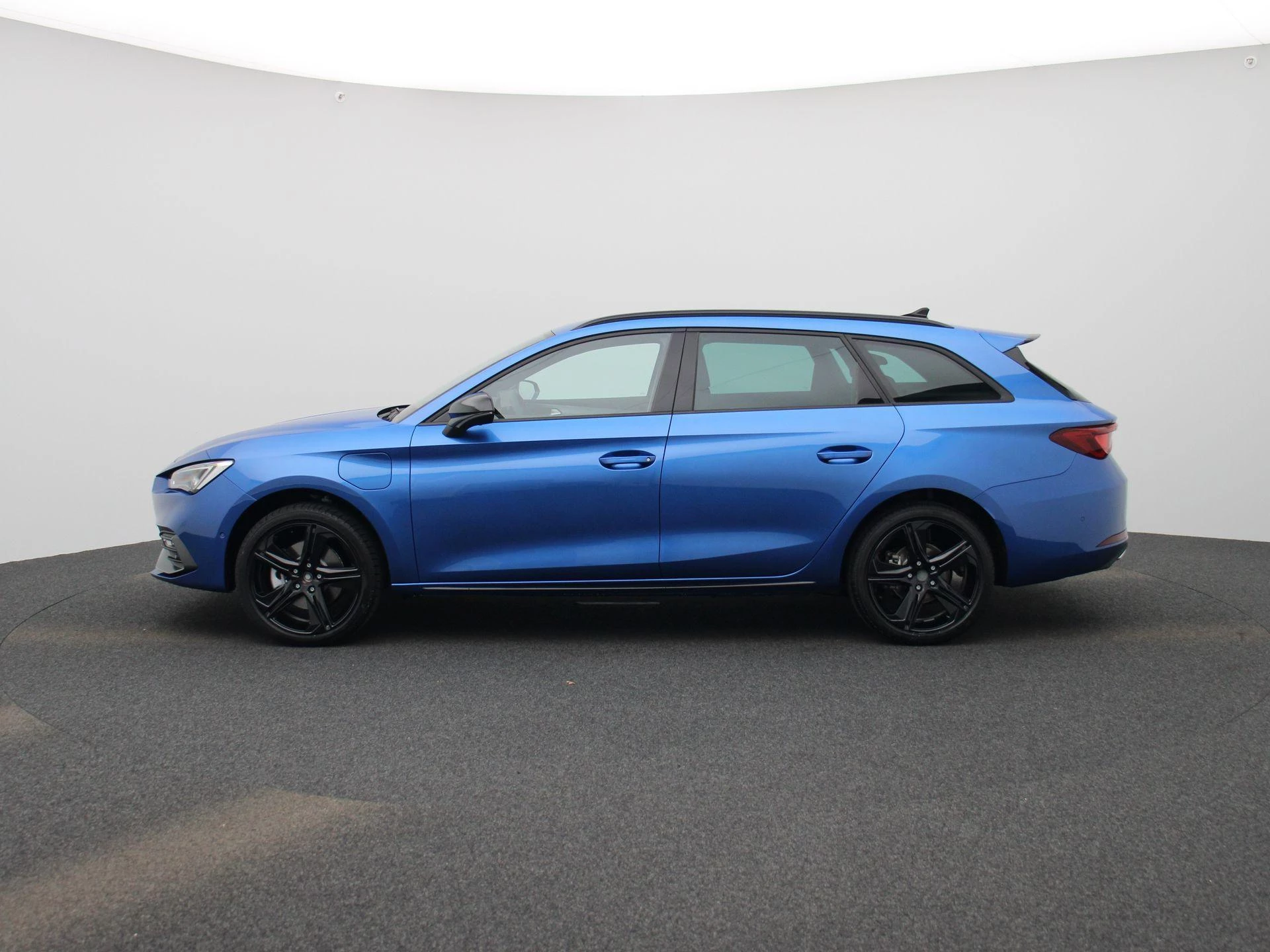 SEAT Leon Sportstourer 1.5 TSI e-Hybrid FR Business