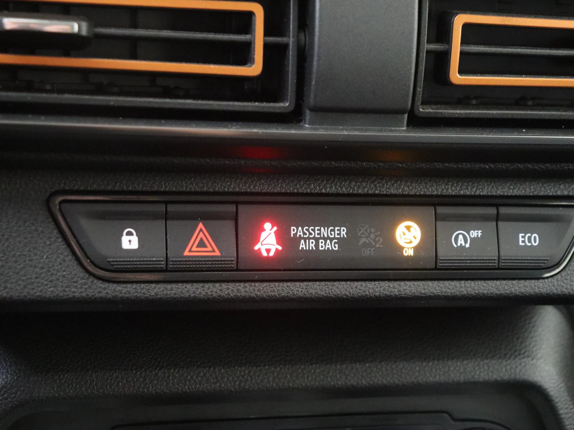 Dacia-Sandero Stepway-image-21