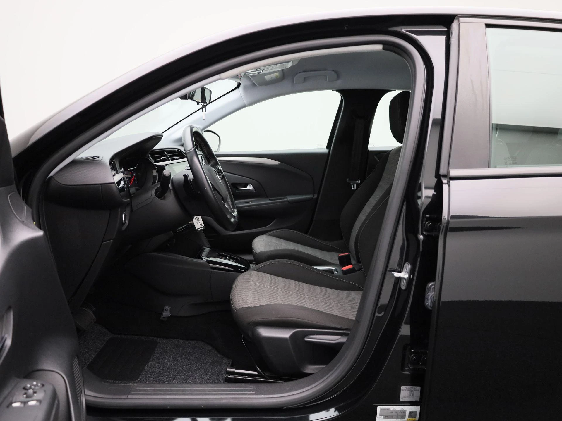Opel-Corsa-image-9