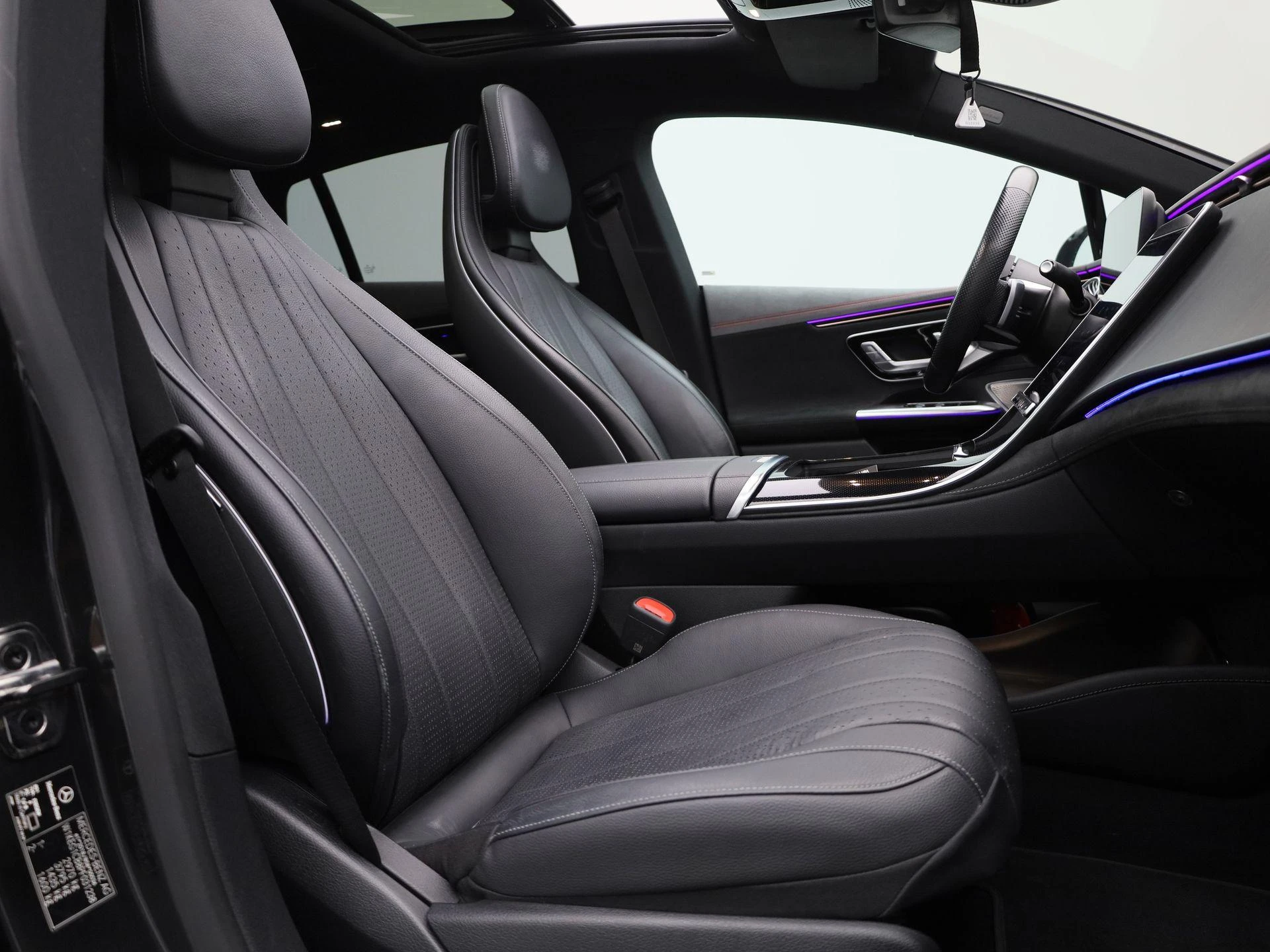Mercedes-Benz EQE 350 4MATIC AMG Line