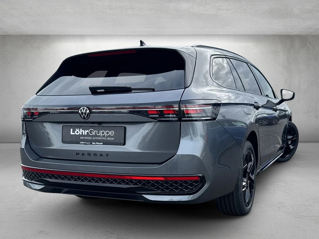 Volkswagen-Passat-image-2