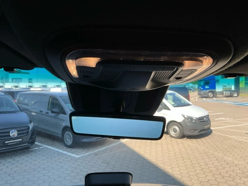 Mercedes-Benz-eSprinter 314-image-13