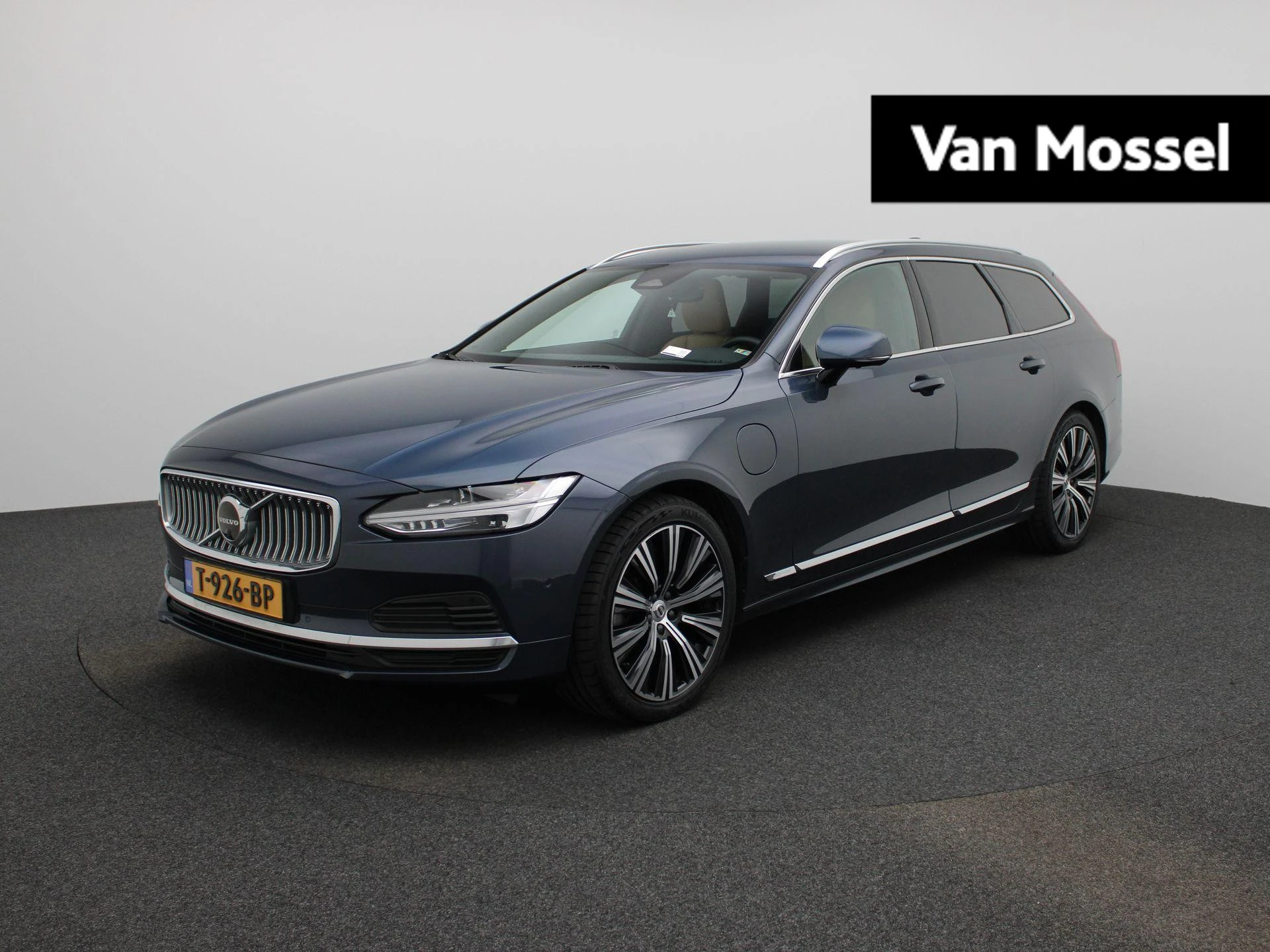 Volvo-V90-image-0