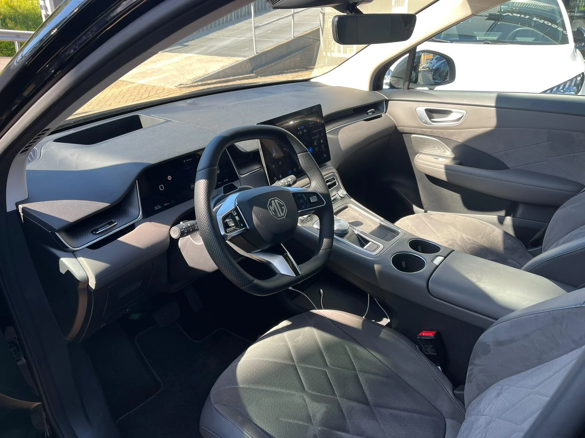 MG MGS6 Luxury 4WD 77 kWh