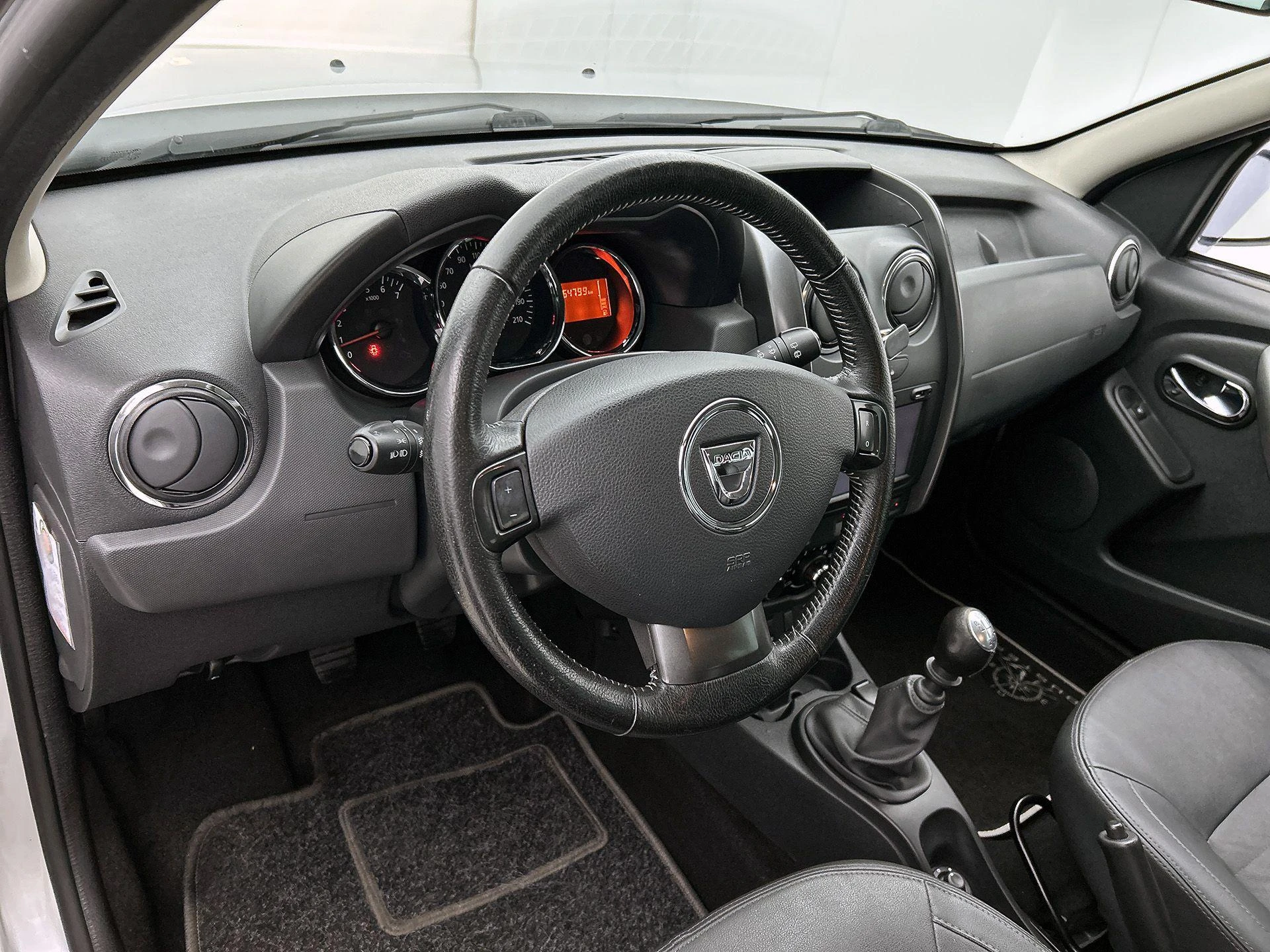 Dacia-Duster-image-18