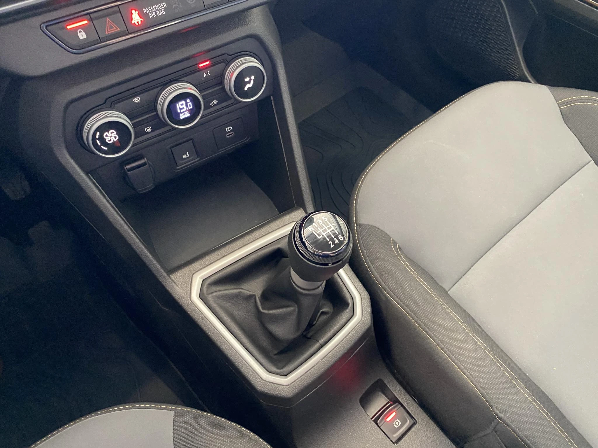 Dacia-Sandero Stepway-image-9