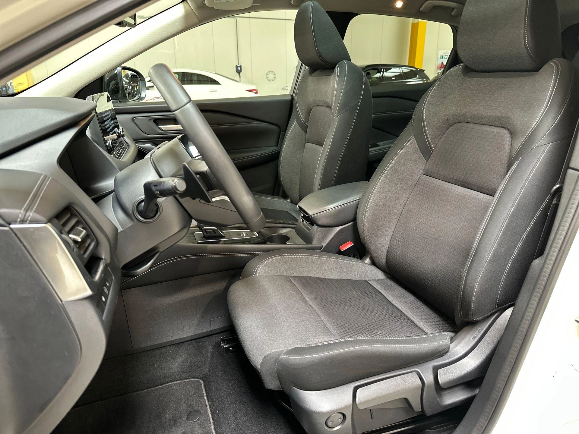 Nissan-QASHQAI-image-27