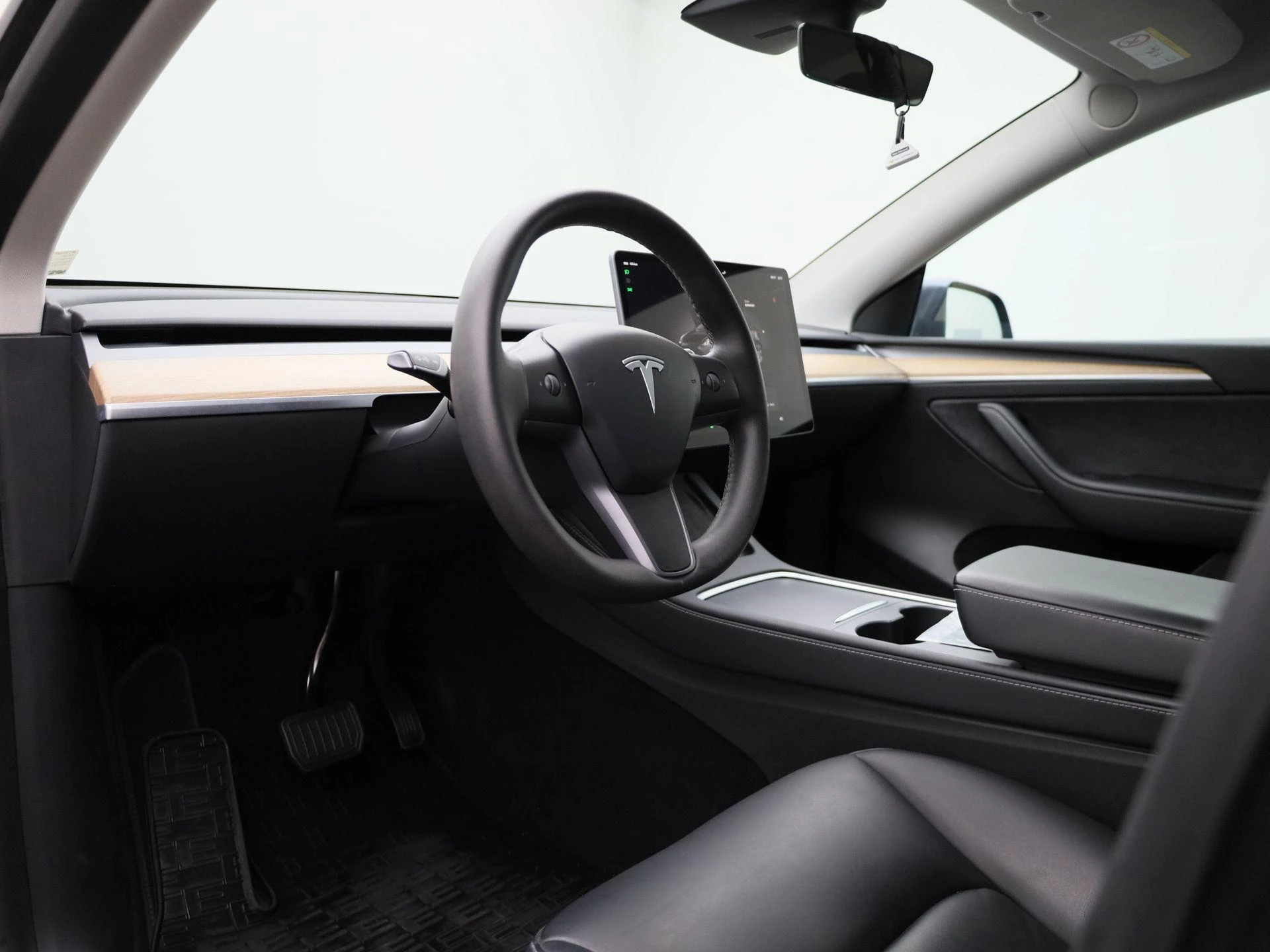 Tesla Model Y Long Range Dual Motor AWD