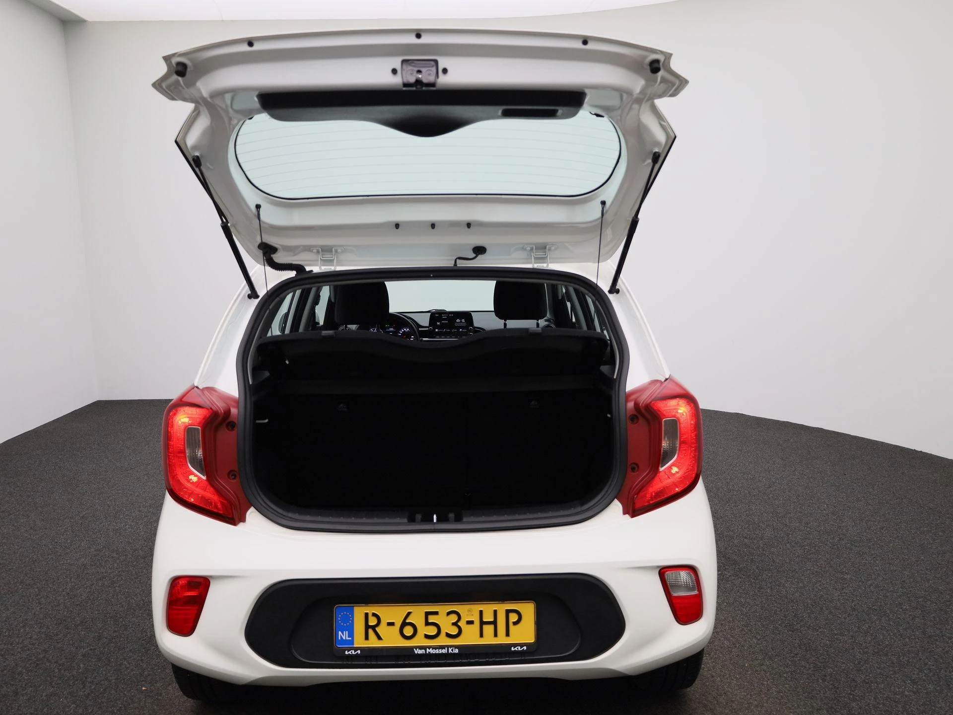 Kia-Picanto-image-11