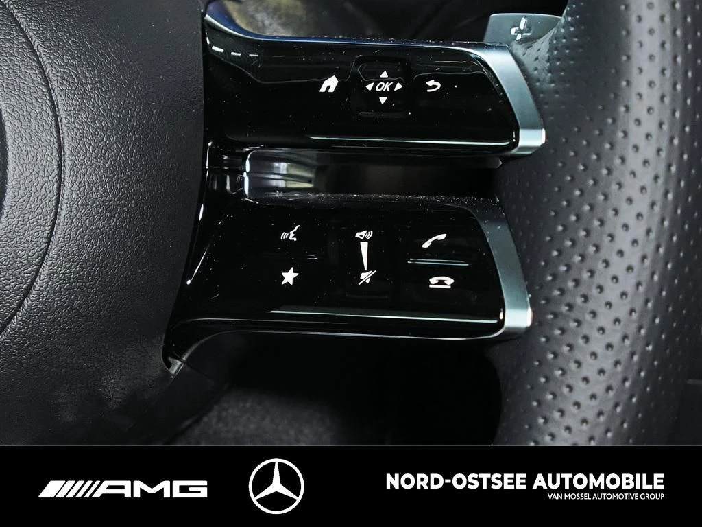 Mercedes-Benz GLB 200 AMG NIGHT PANO DISTRONIC 20Z 360° AMG Line