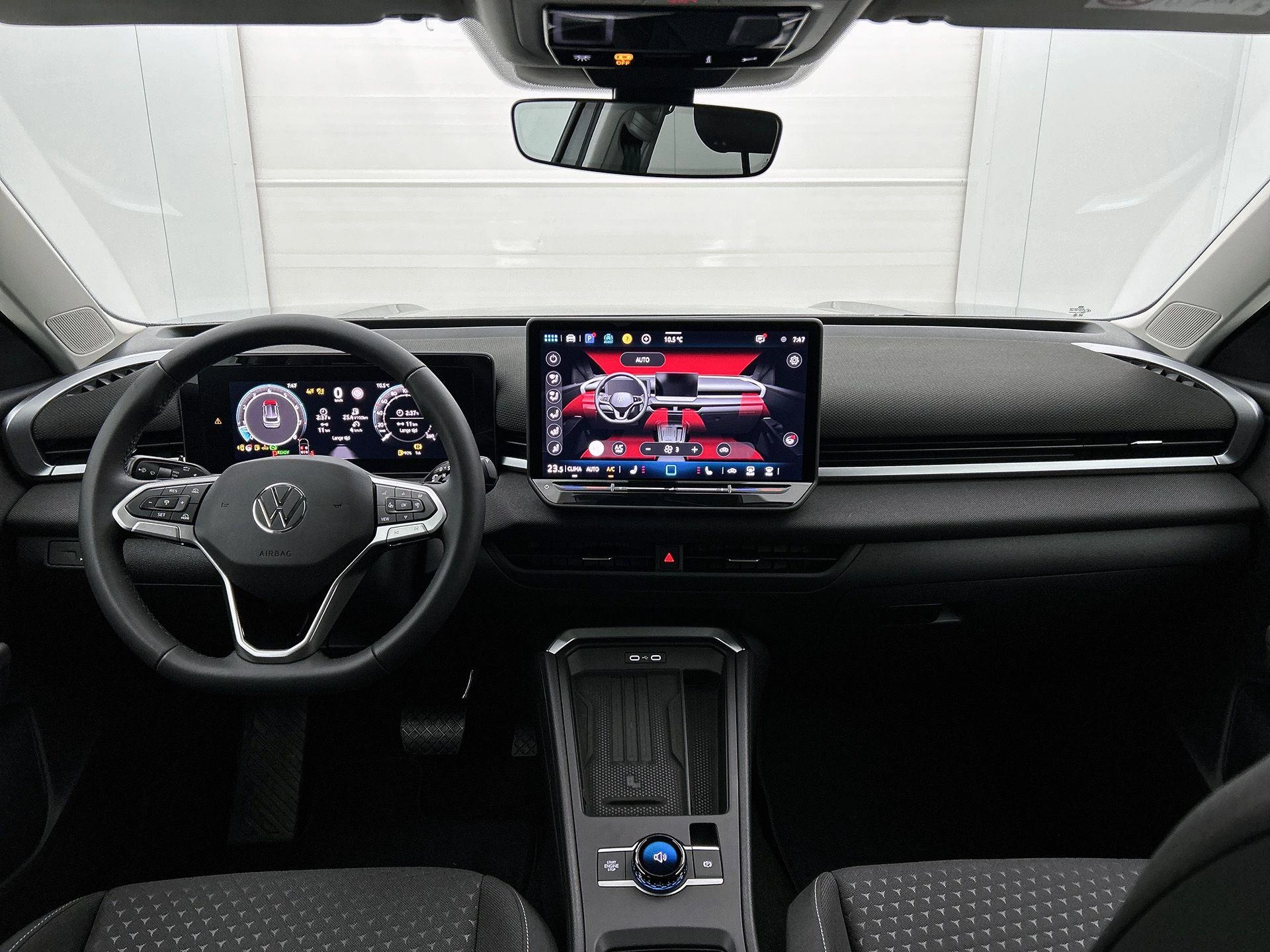 Volkswagen-T-Roc-image-26