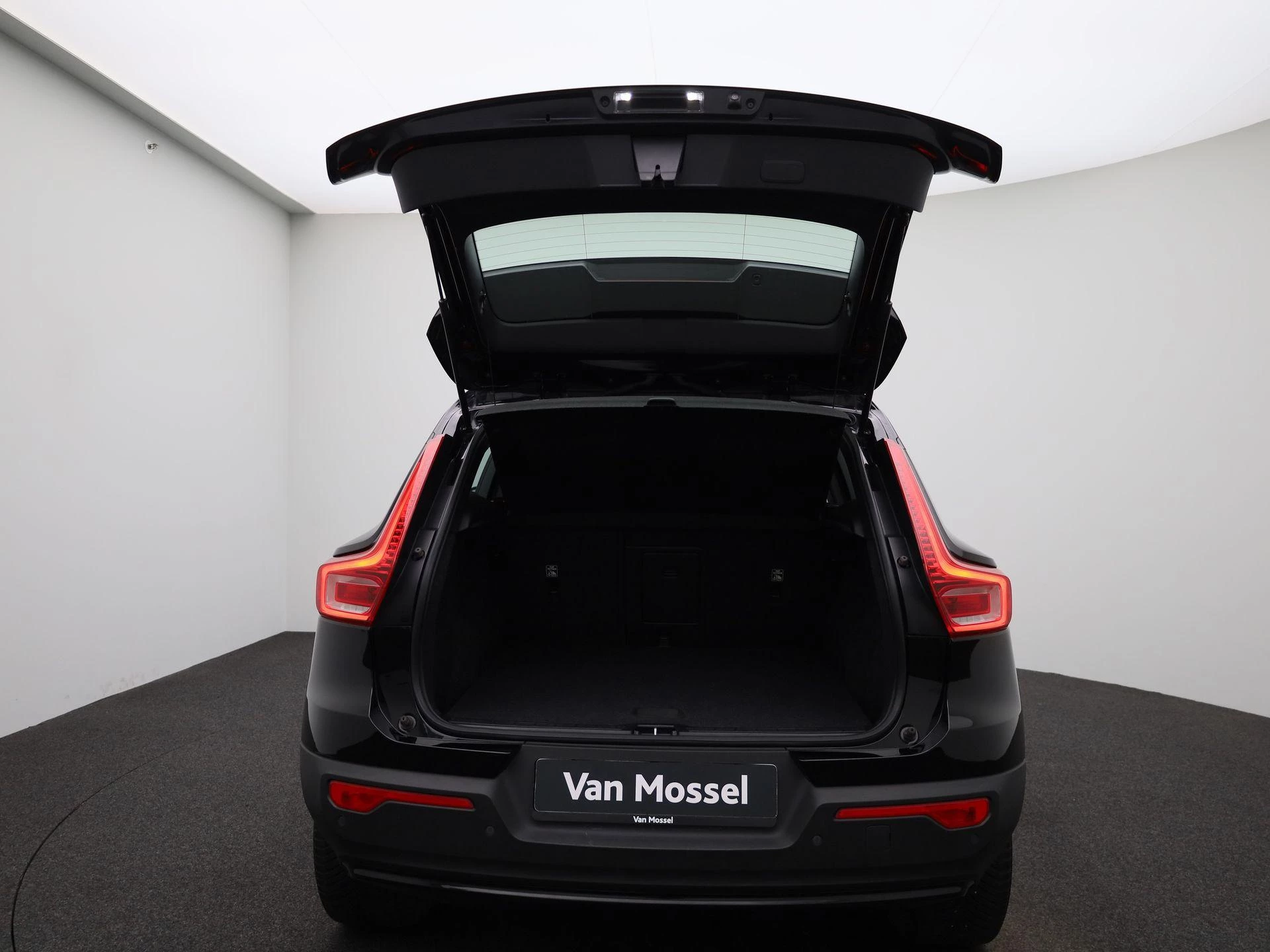 Volvo XC40 Recharge Core