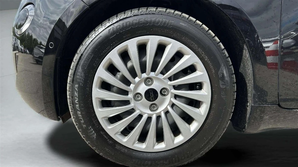 Fiat-500e-image-8