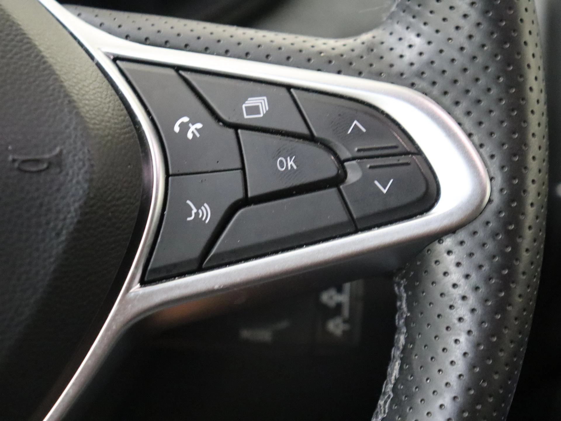 Renault Clio 1.6 E-Tech Full Hybrid 145 techno AUTOMAAT