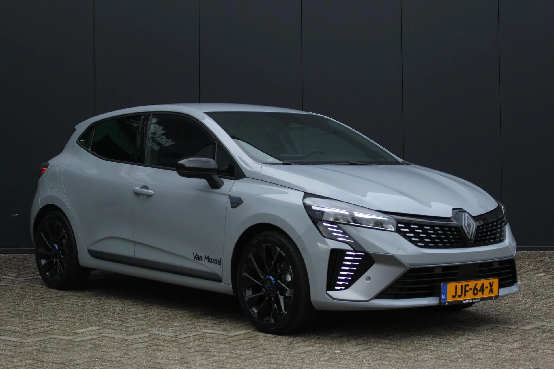 Renault-Clio-image-2