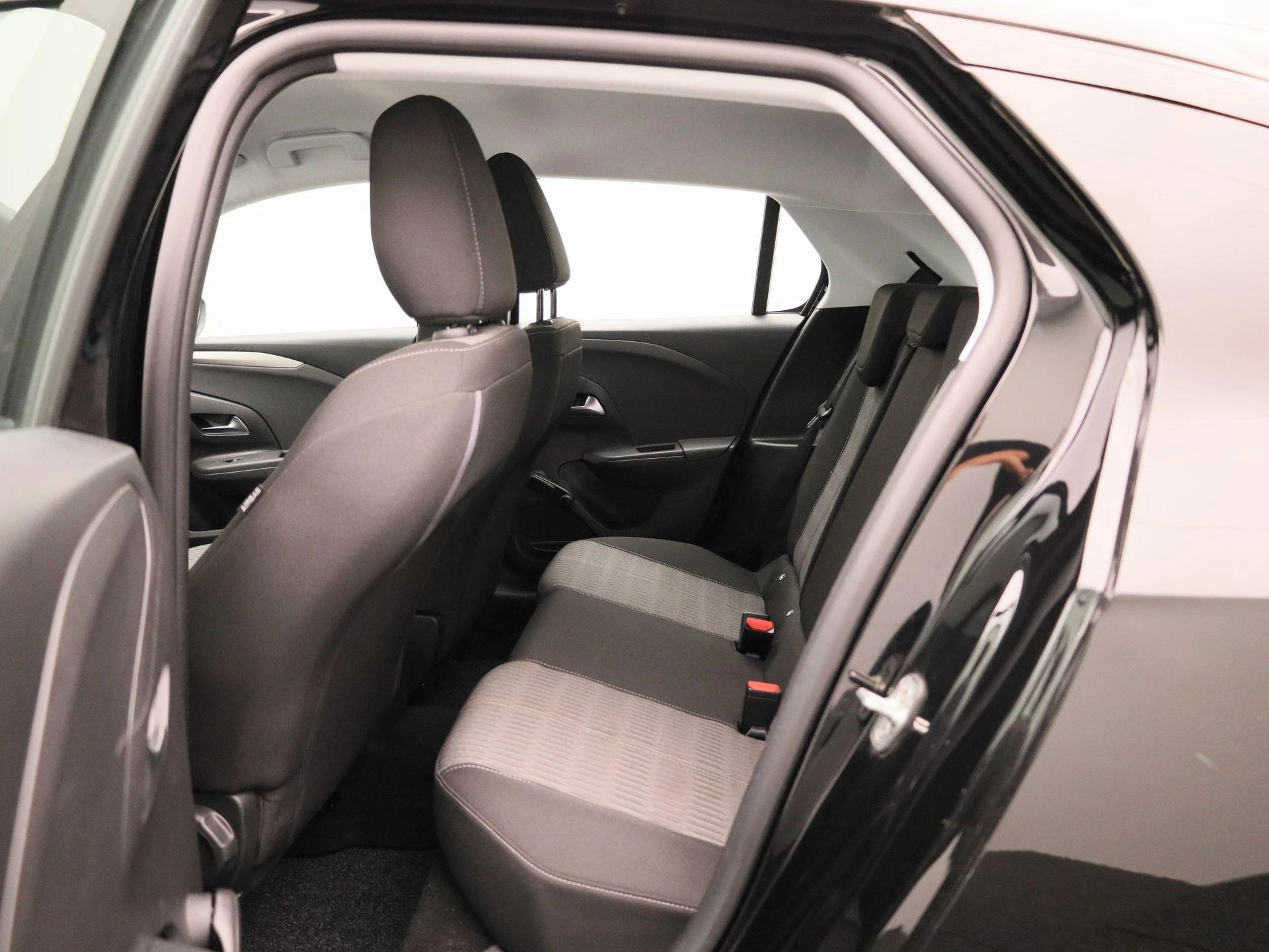 Opel-Corsa-image-11