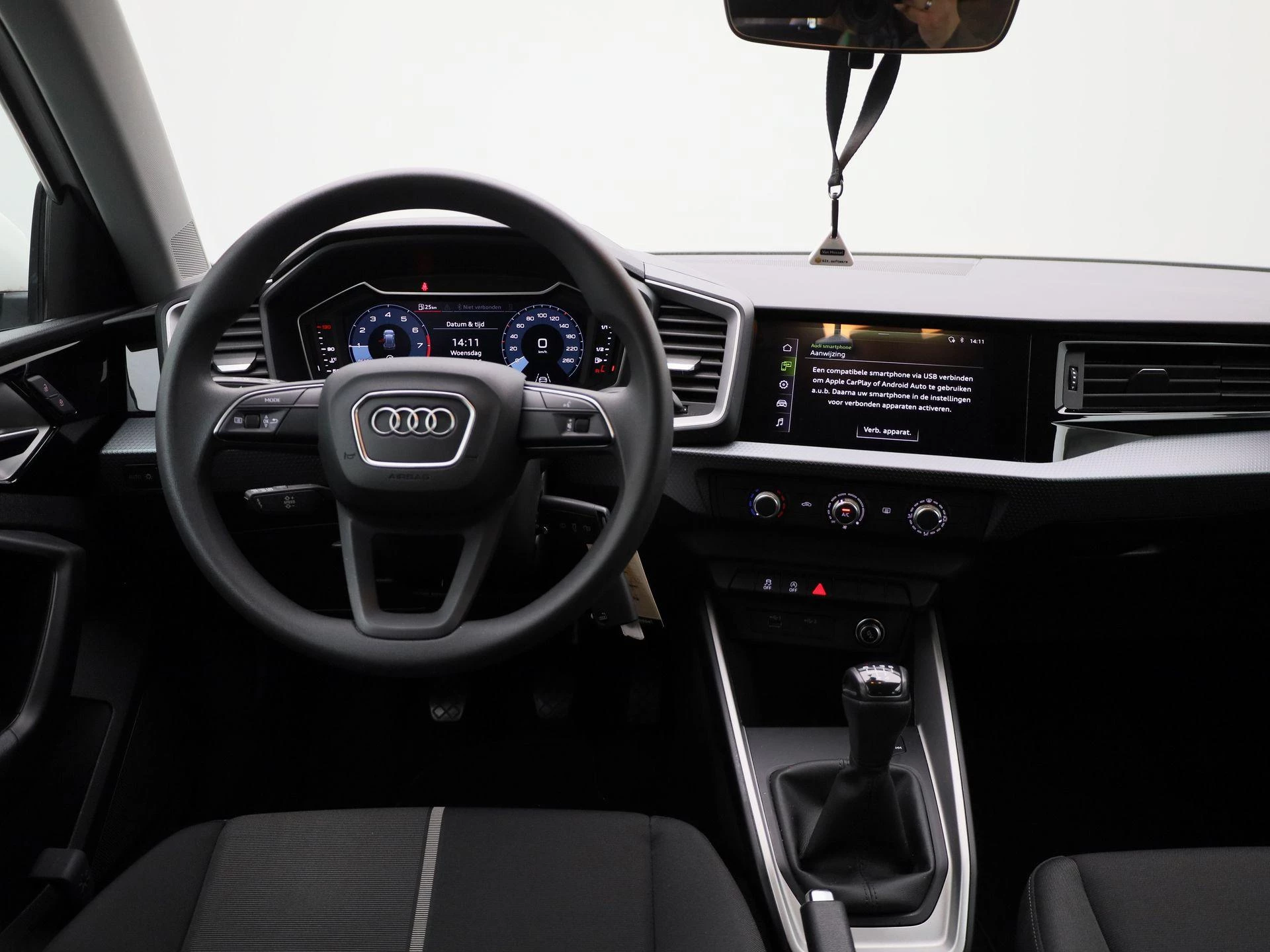 Audi-A1 Sportback-image-6