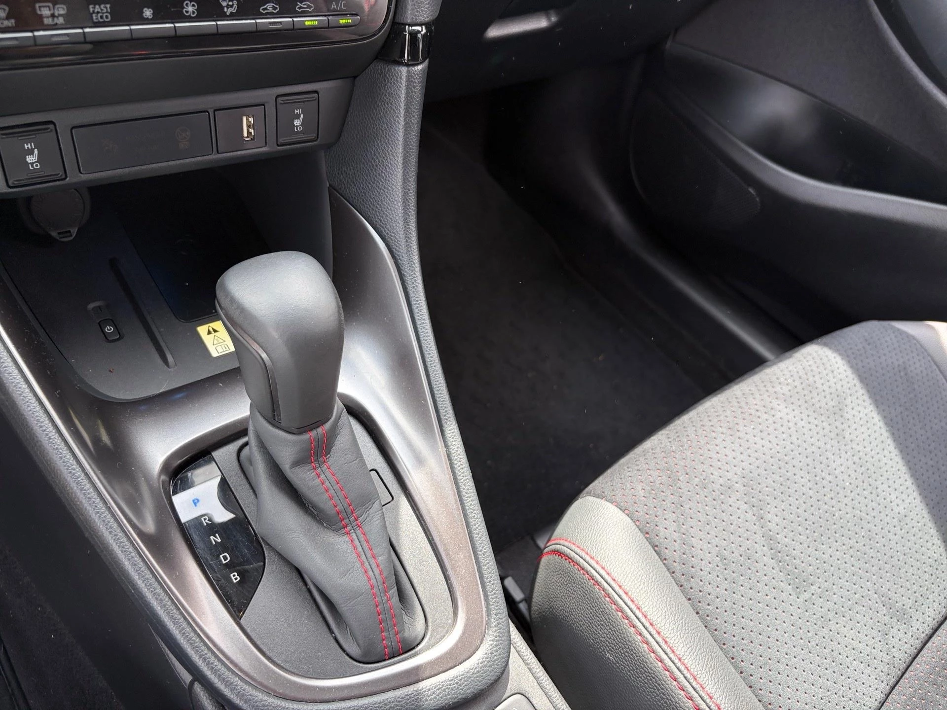 Toyota Yaris 1.5 VVT-i Hybrid GR Sport e-CVT