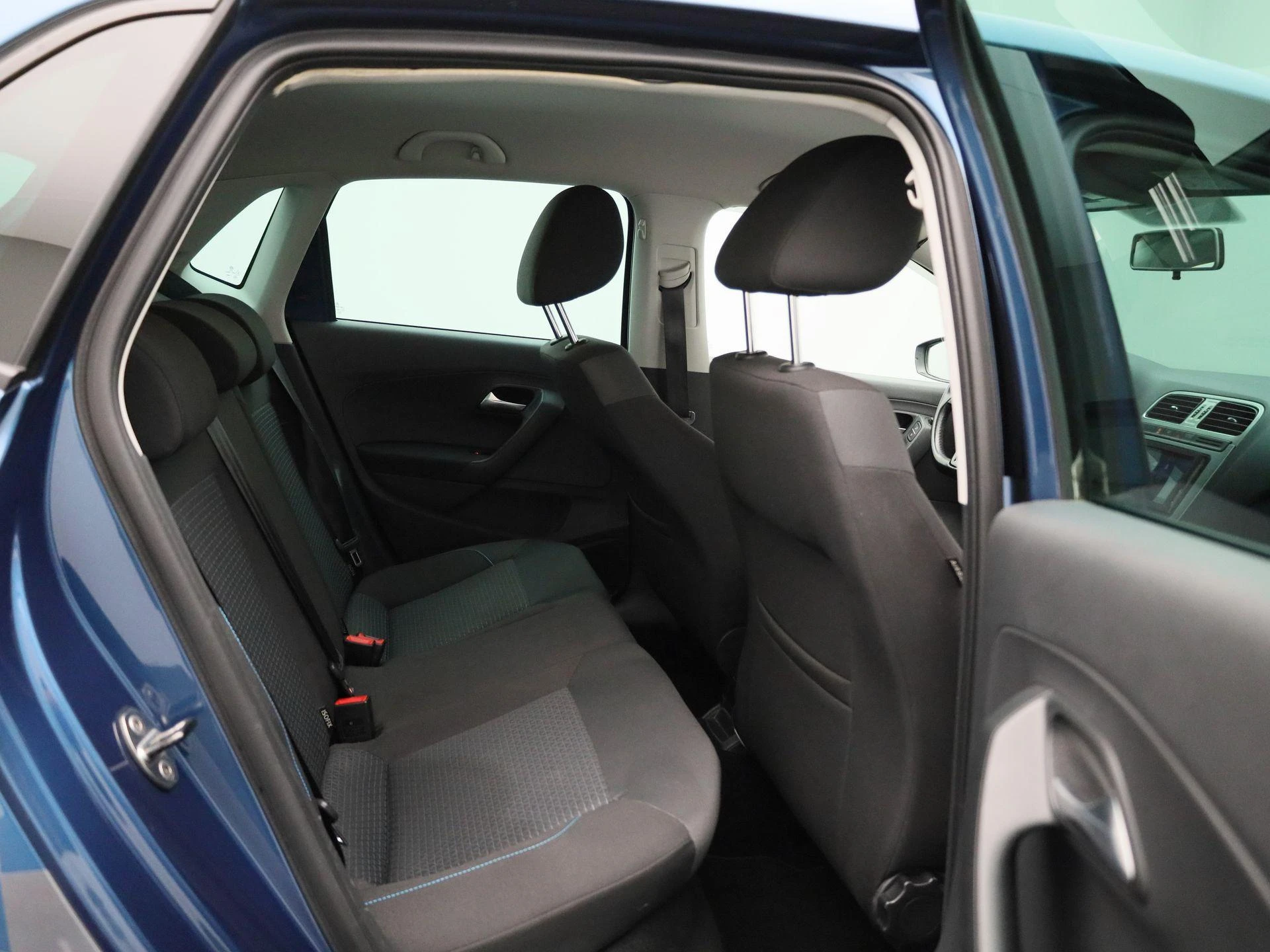 Volkswagen-Polo-image-28