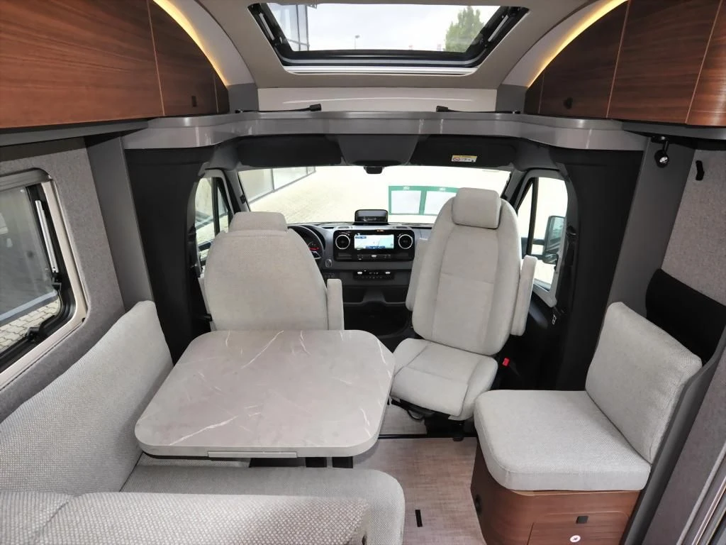 Hymer--image-24