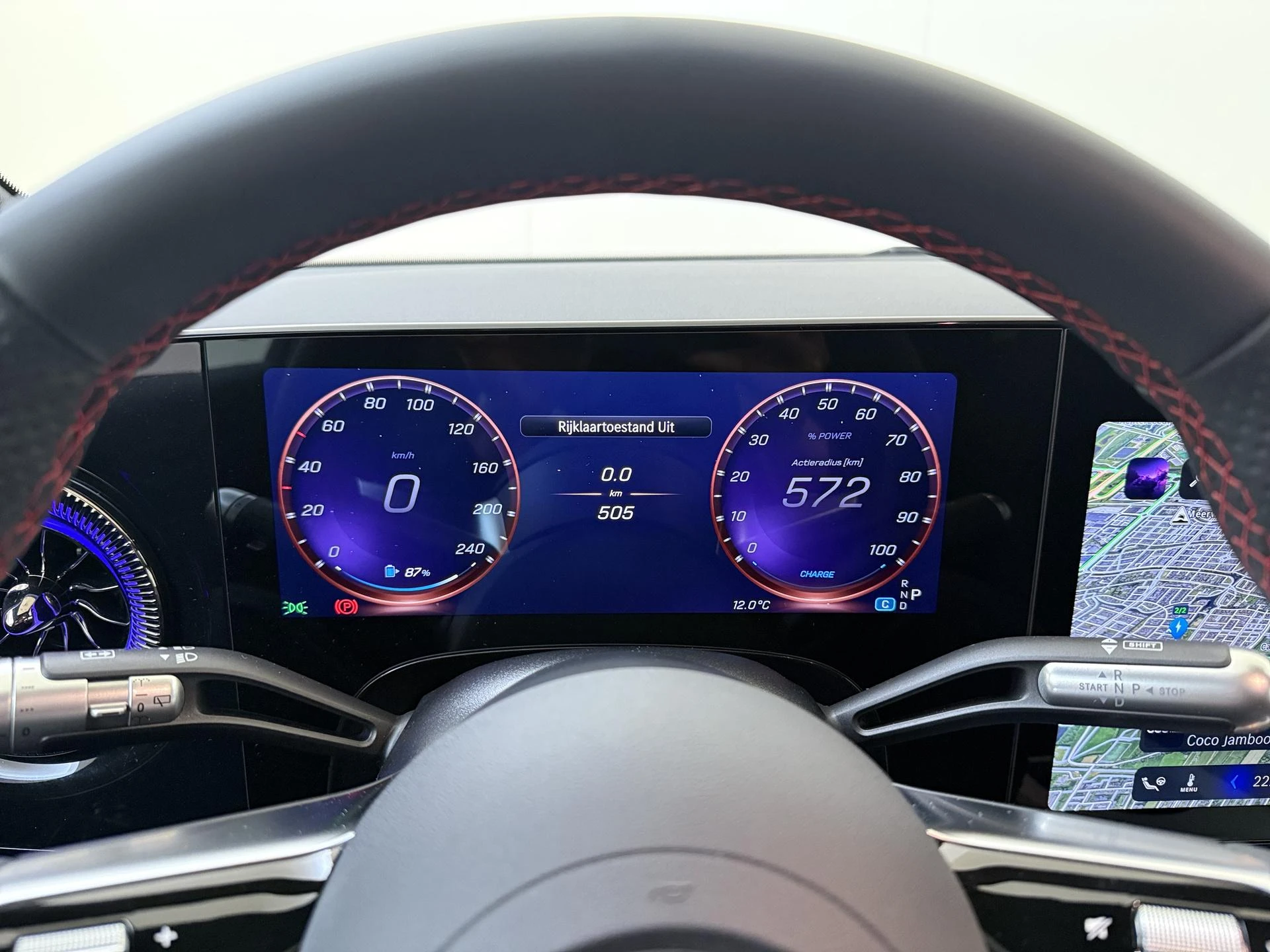 Mercedes-Benz-CLA-image-10
