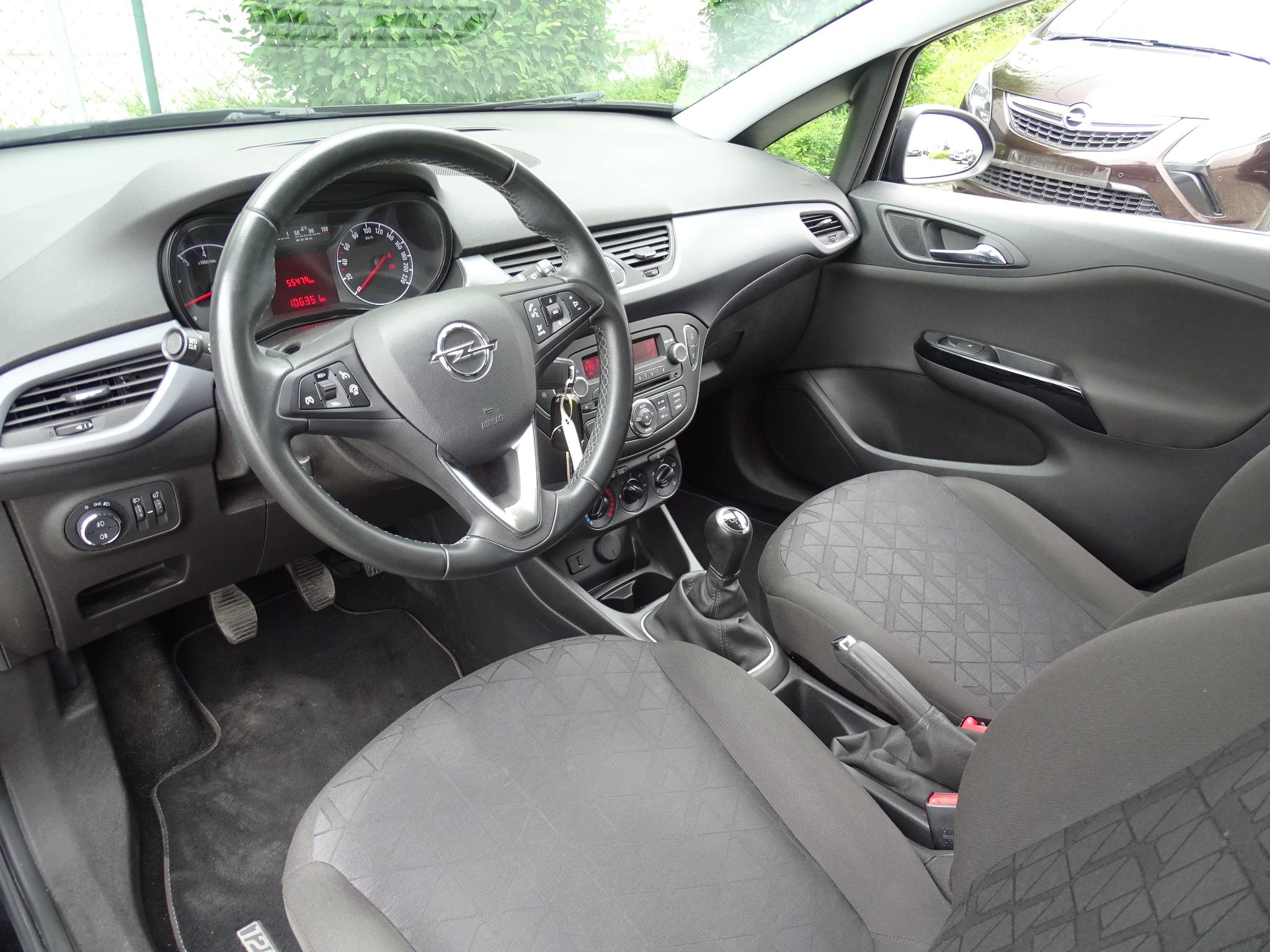 Opel Corsa 1.2 120 Years edition