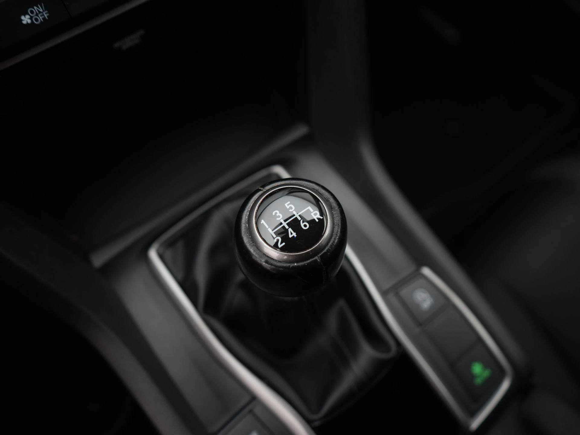 Honda Civic 1.0 i-VTEC Elegance