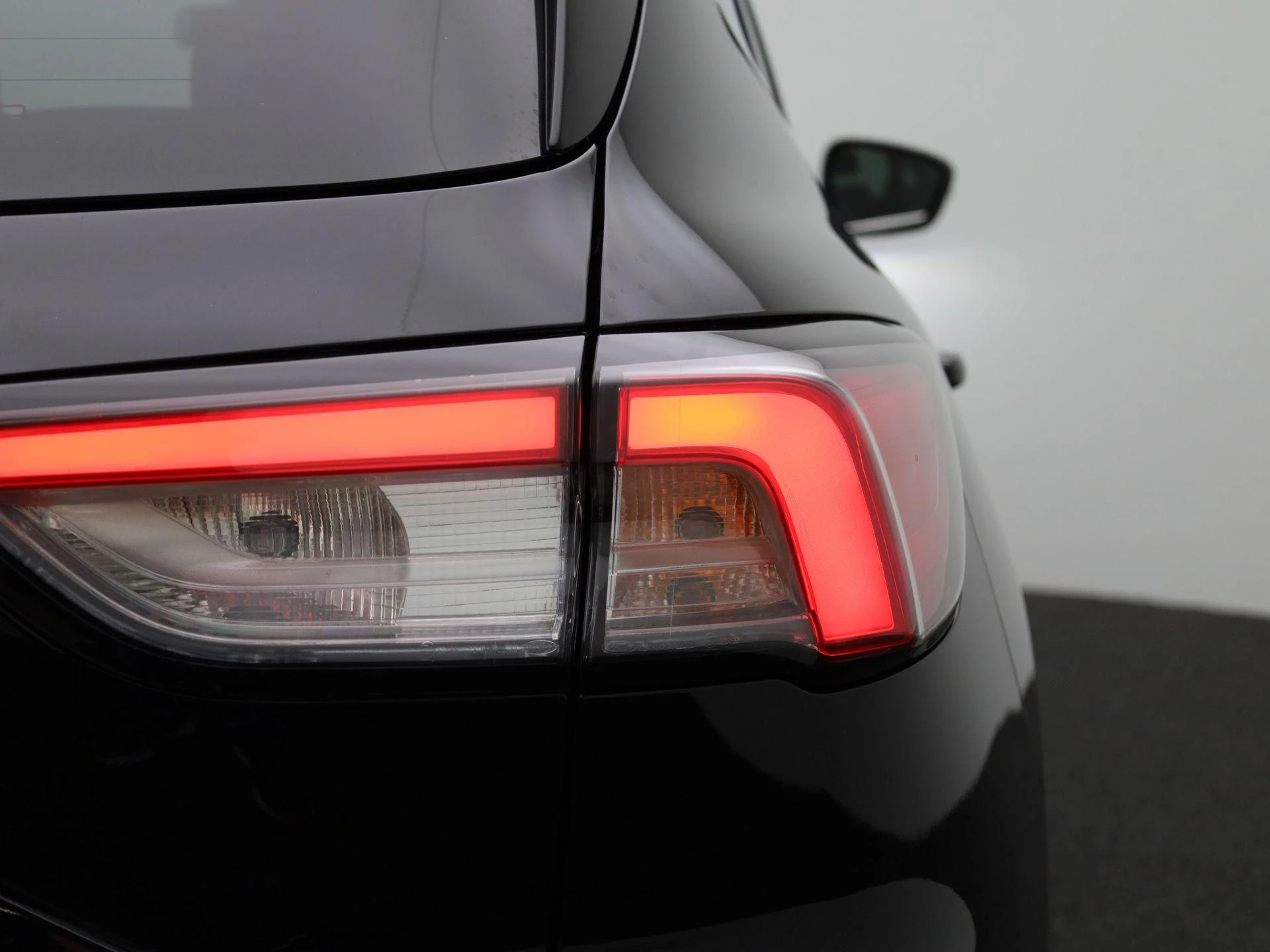 Ford Kuga 2.5 PHEV Vignale