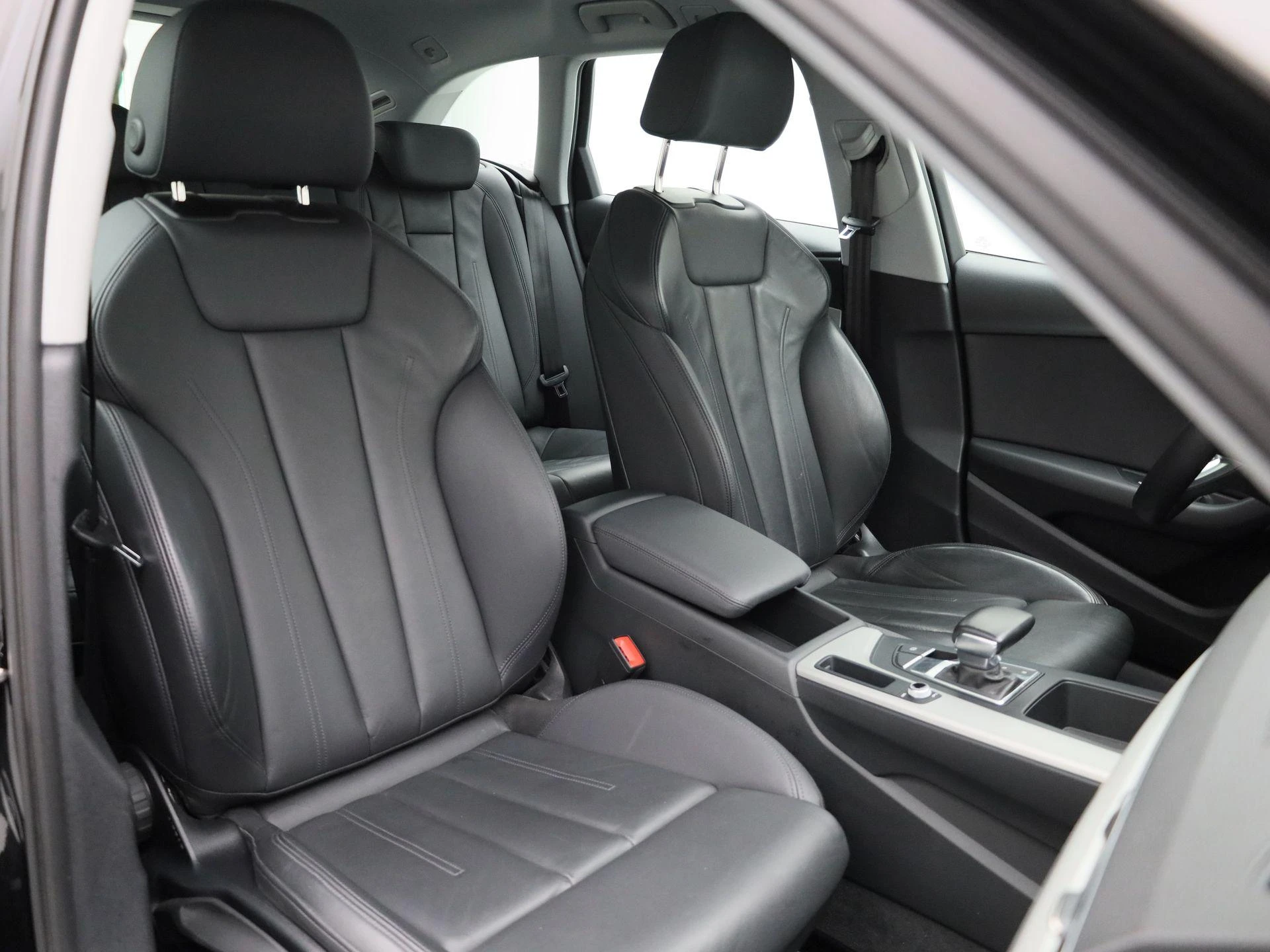 Audi-A4-image-32