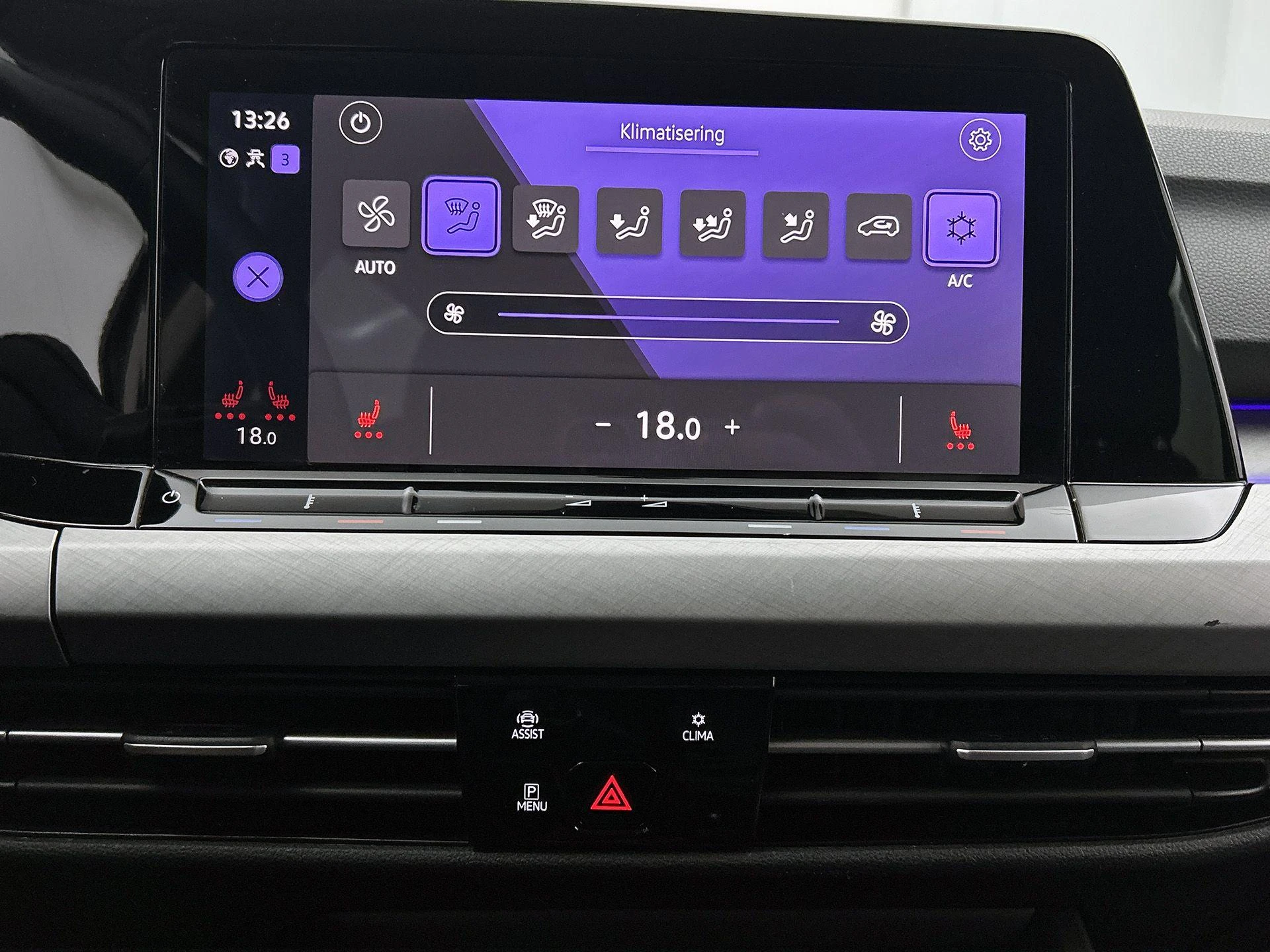 Volkswagen-Golf-image-7