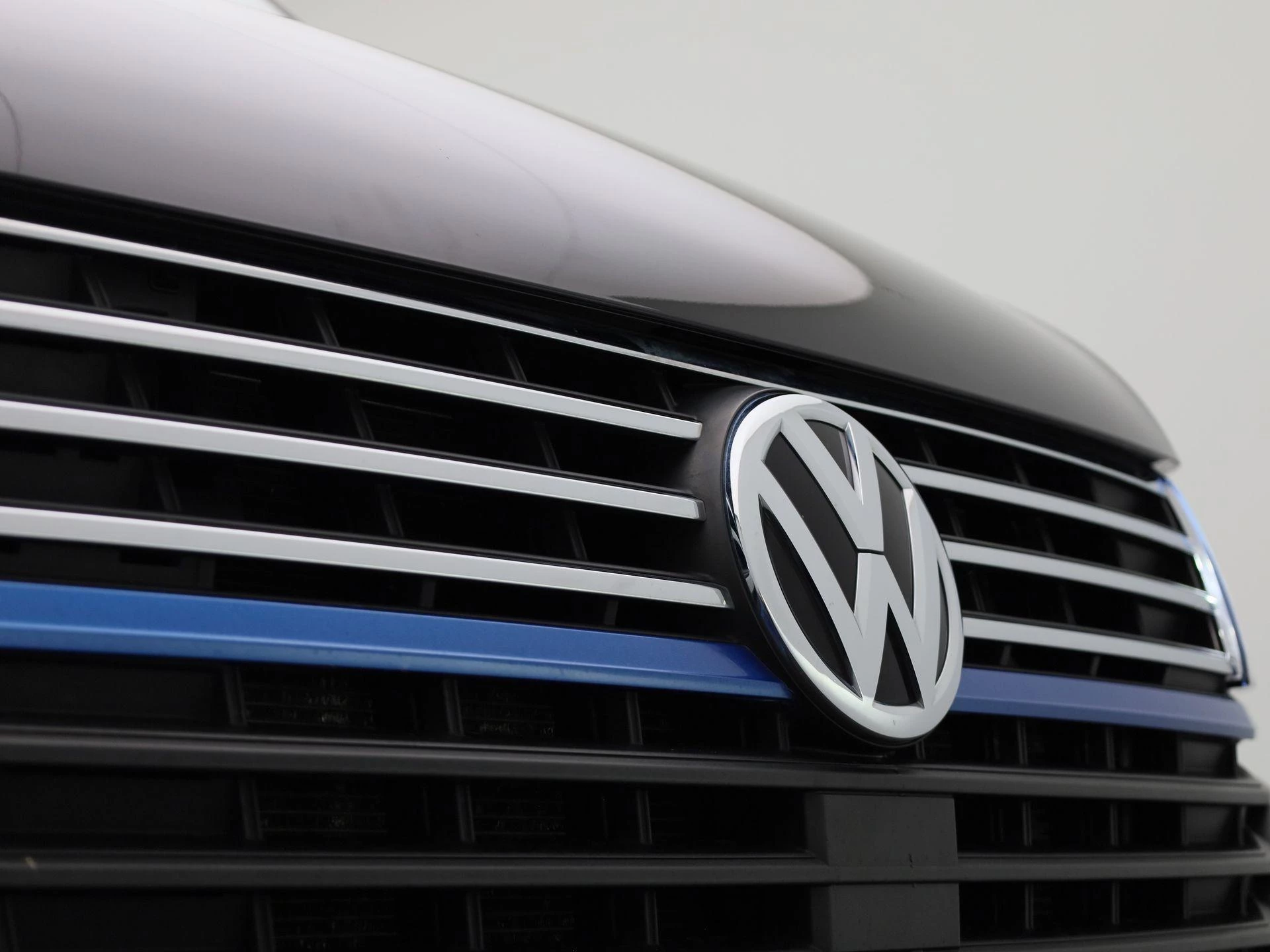Volkswagen Transporter 2.0 TDI L2H1 Bulli 150PK