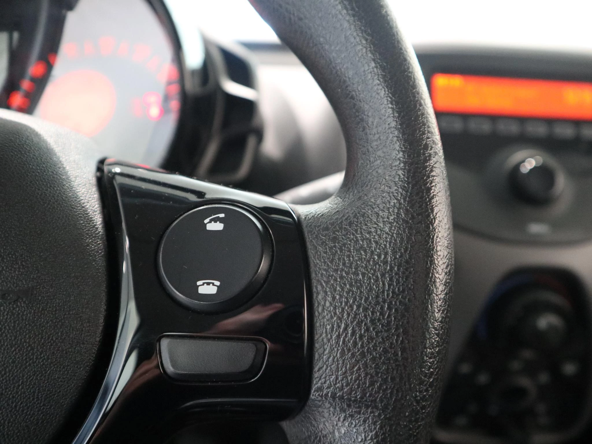 Peugeot-108-image-13