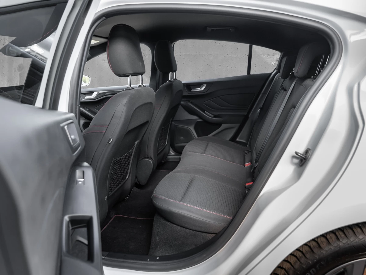 Ford-Focus-image-9